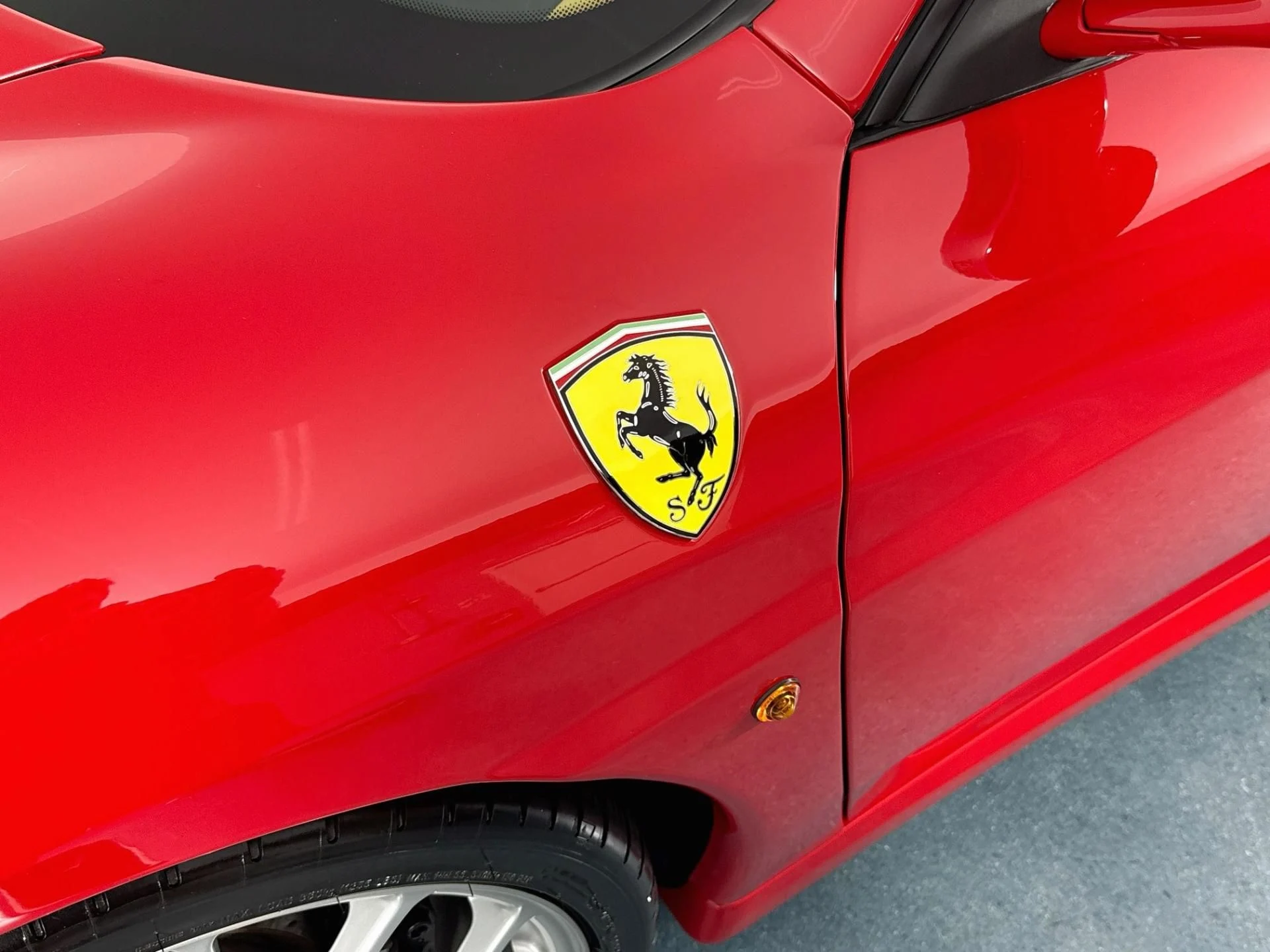 mph044_2349448220_Used_2005_Ferrari_F430_1785792593_5af0759ca9