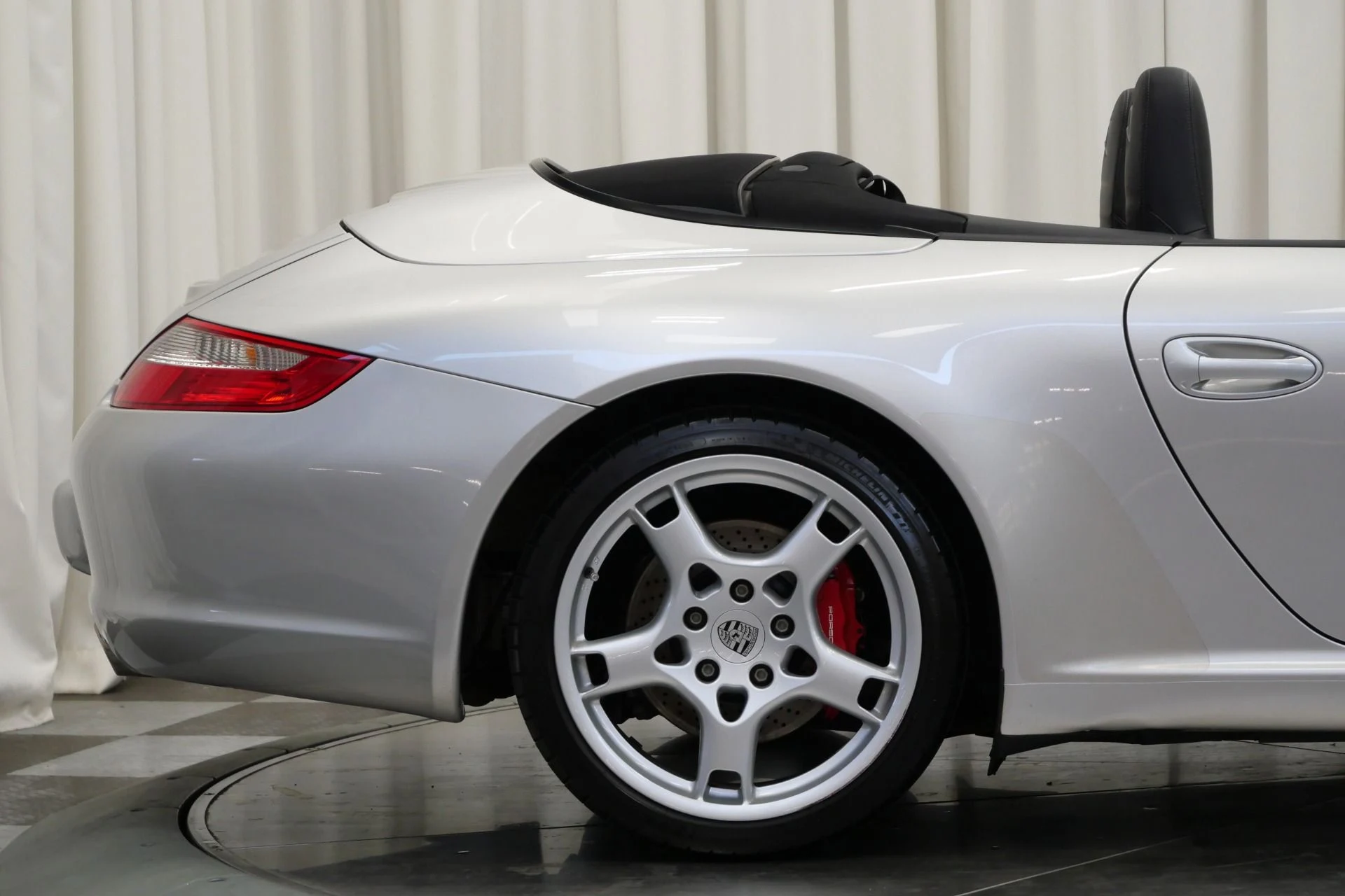 mph044_2377657516_Used_2006_Porsche_911_Carrera_S_Cabriolet_1758033430_5612b6cc6d