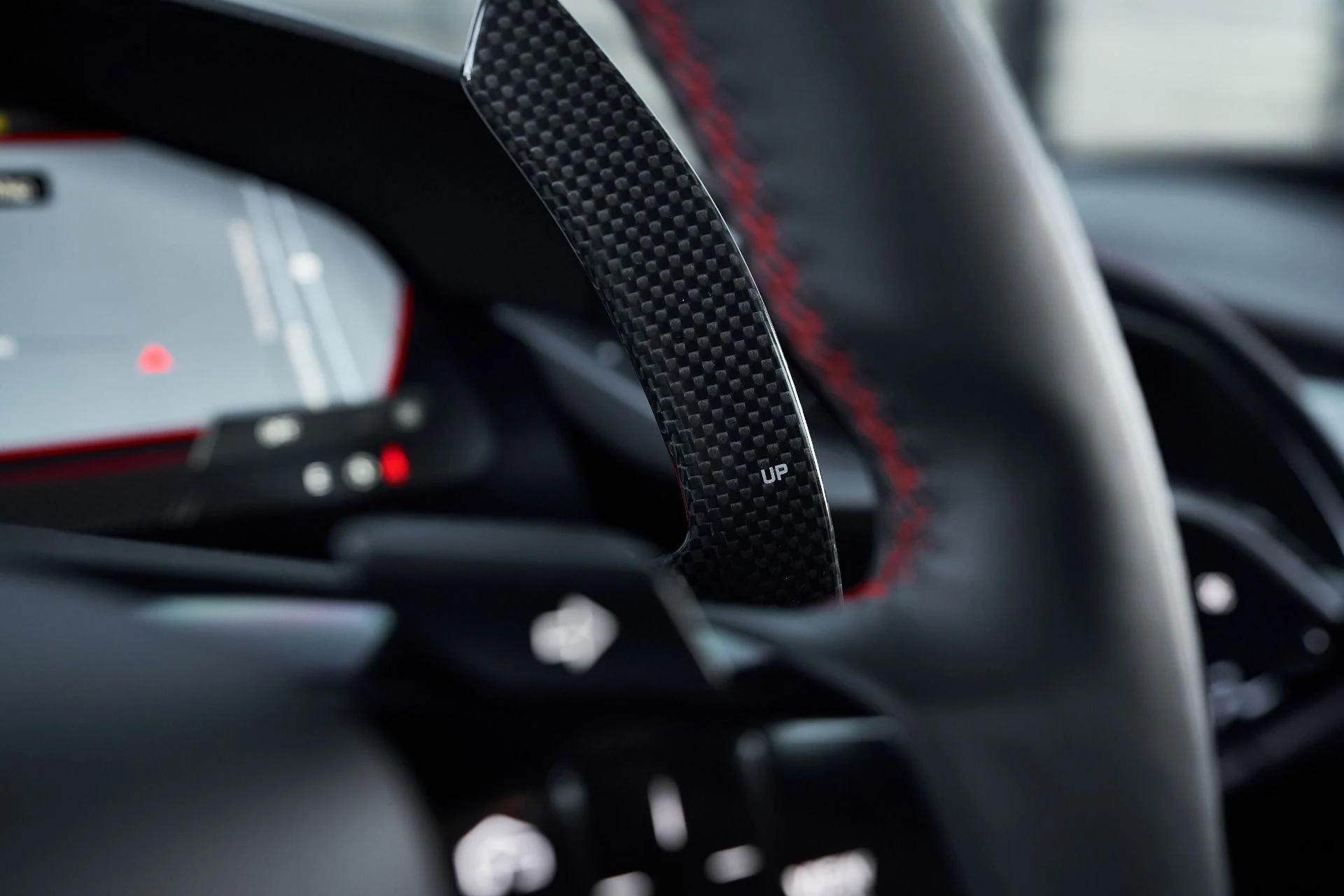 mph044_2383953974_Used_2023_Ferrari_SF_90_Stradale_Base_1762650990_eb04921bb8