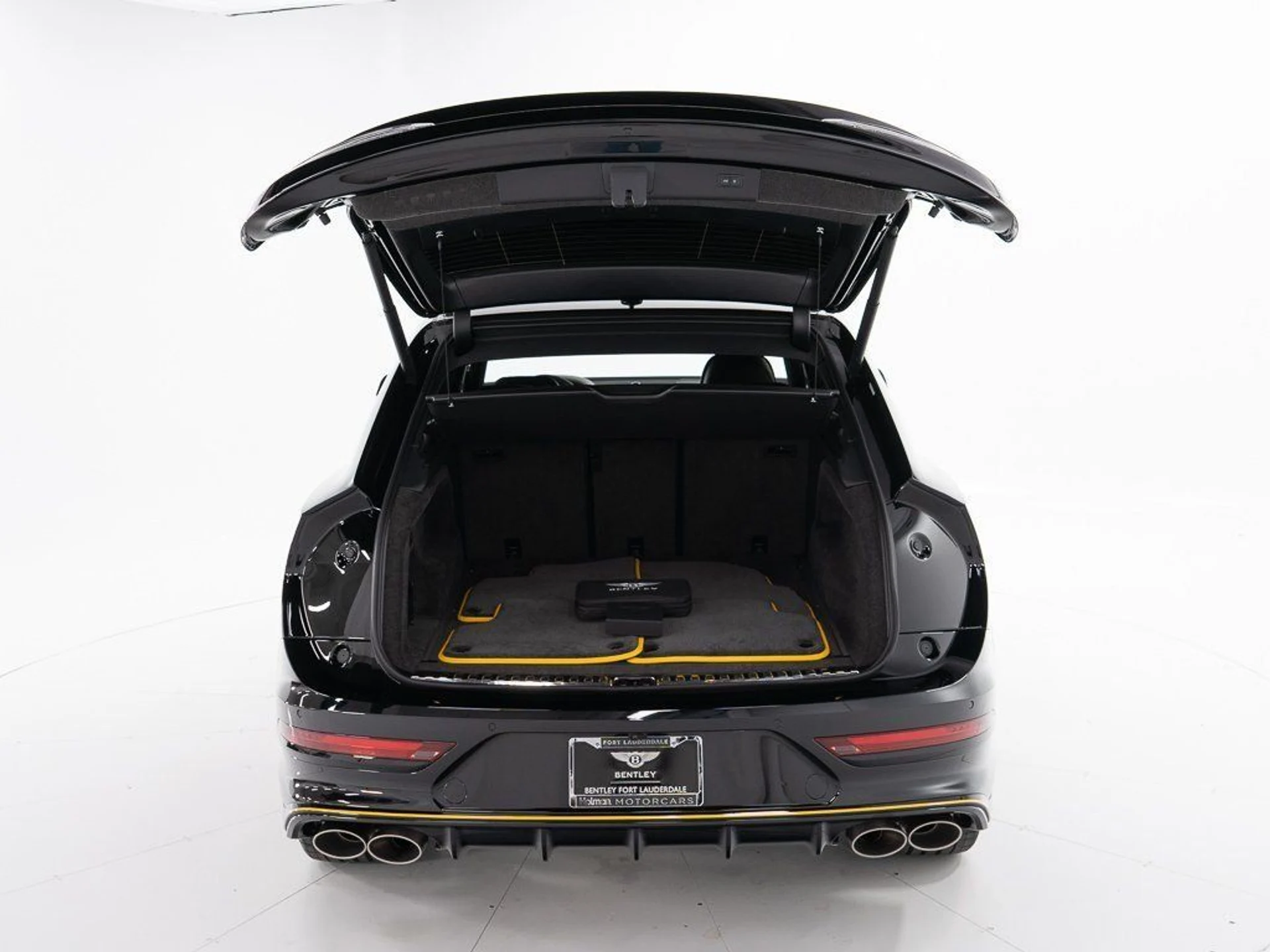 mph044_2384150892_676065e4d23619d30392e0361c3e7dc4_bc2e5eefc0