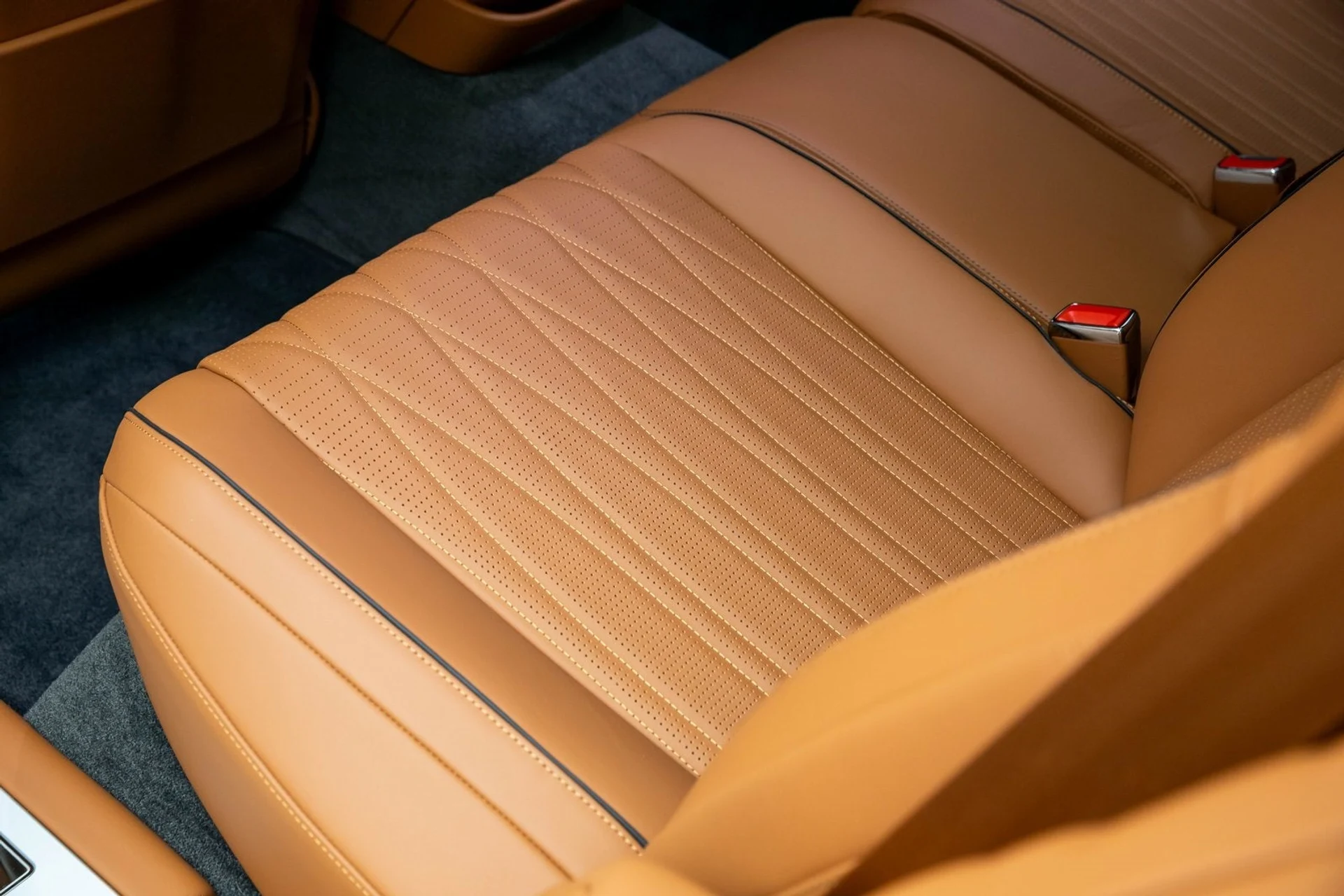 mph044_2384700849_45_757d7f617b