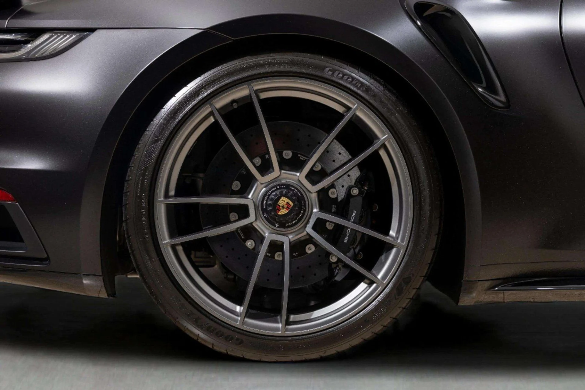 mph044_2388700843_image_45_318ad5eef8