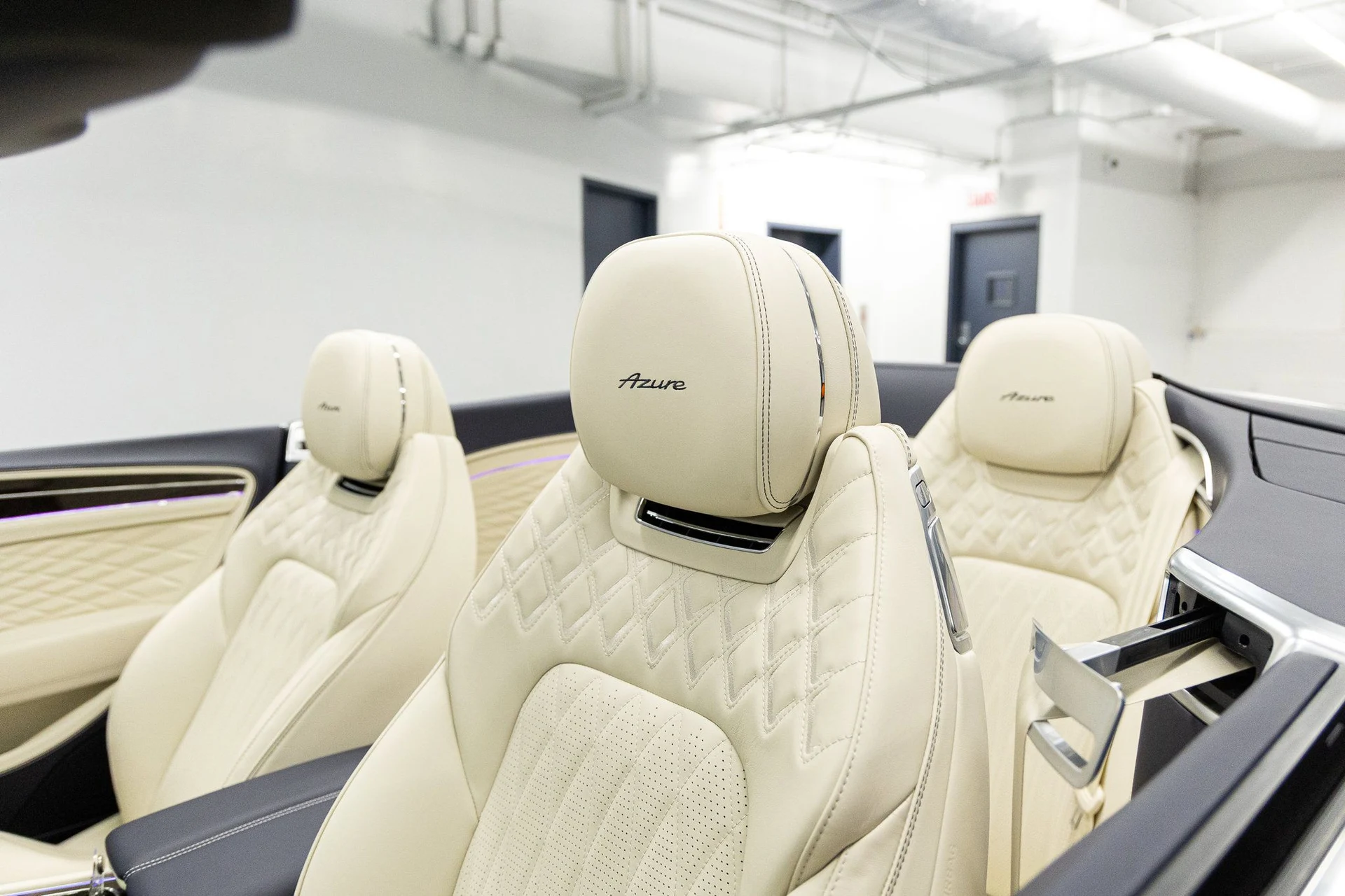 mph044_23994202_8eb33455a3ed2689e51f539268d44aabx_742bcedbda