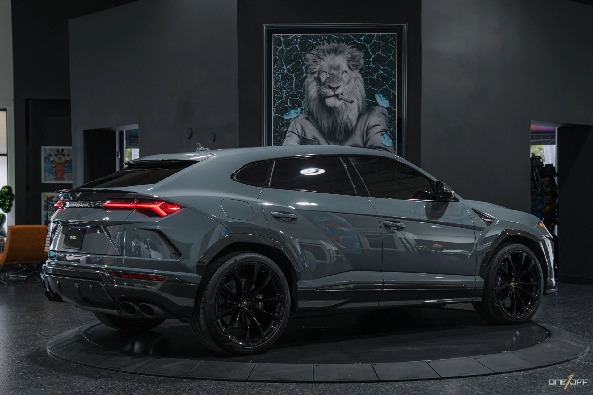 mph044_2410623887_Used_2022_Lamborghini_Urus_306_K_MSRP_ALL_Carbon_Grigio_Telesto_Paint_1752782699_6c854b7bfa