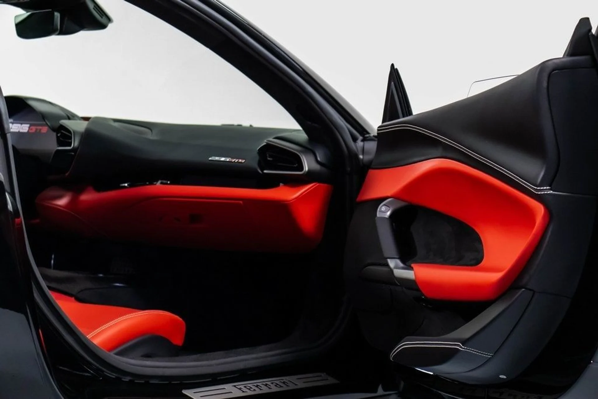 mph044_2438111471_786ce91ee45f9308d5d0f319fec50889x_ae07778b71