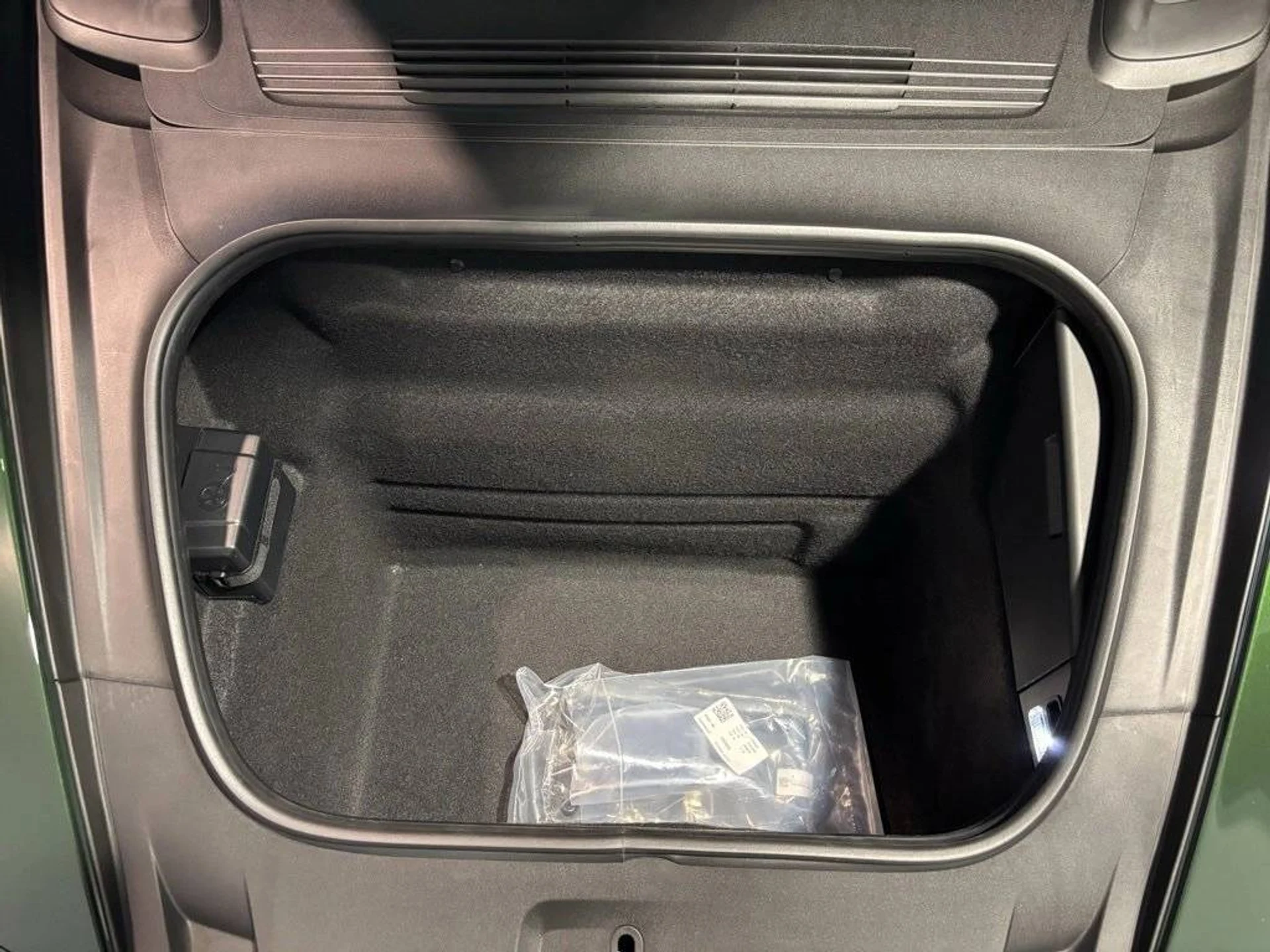 mph044_2442427159_93accaf47ed767ede69a93959cee5f68x_011f79fbb2