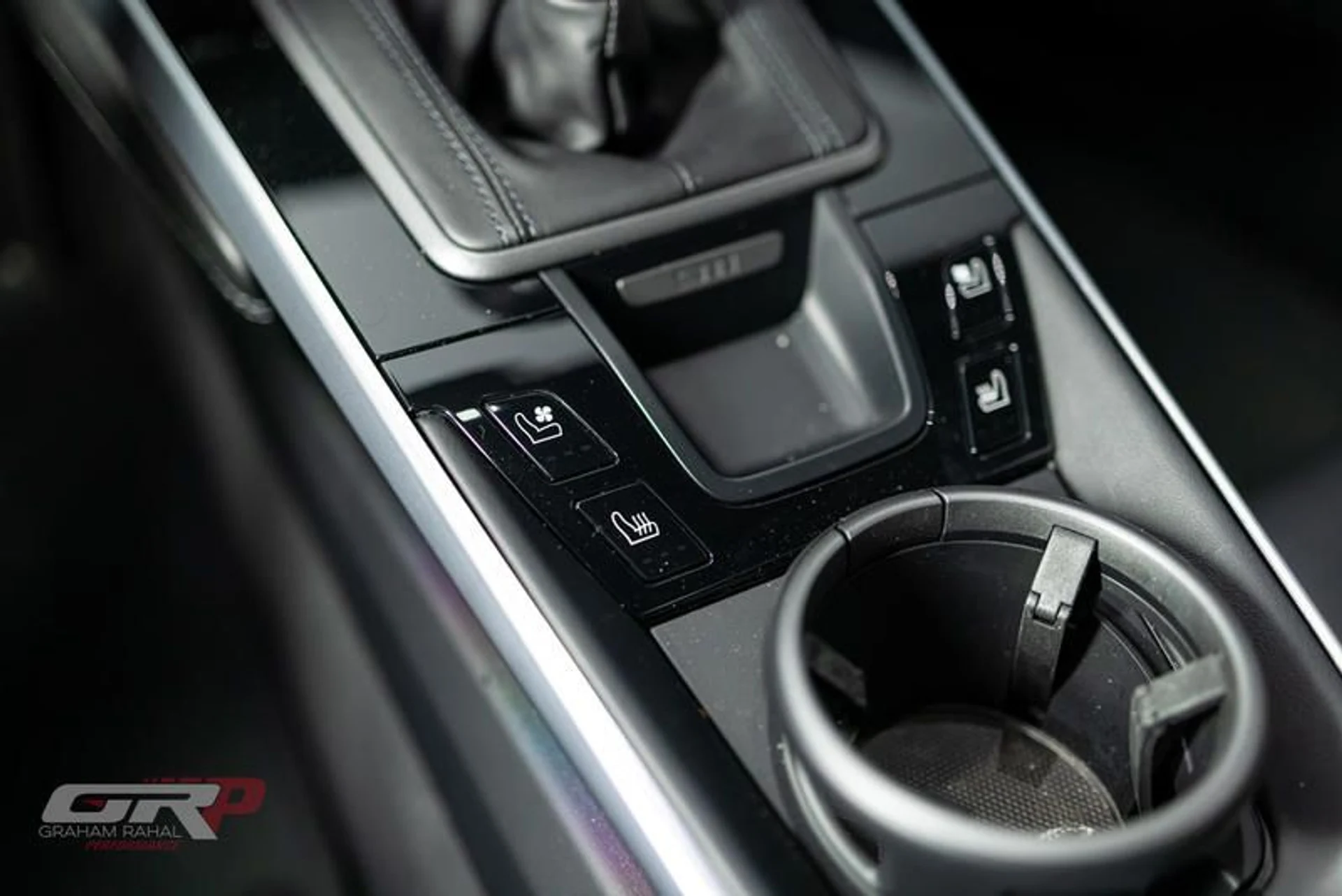 mph044_2449013639_A9_F57439_D843_4688_932_F_94_C97_BB_0_ED_16_92de4485f9