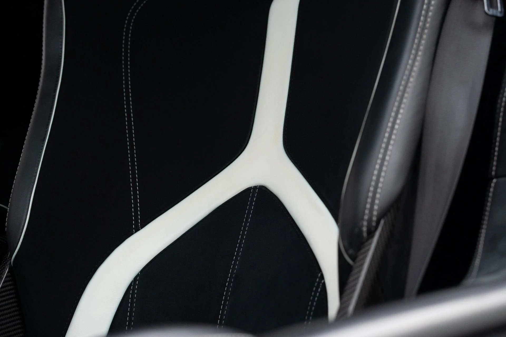 mph044_2452725436_Used_2016_Lamborghini_Aventador_LP_750_4_SV_1768280004_d9066ec9d8