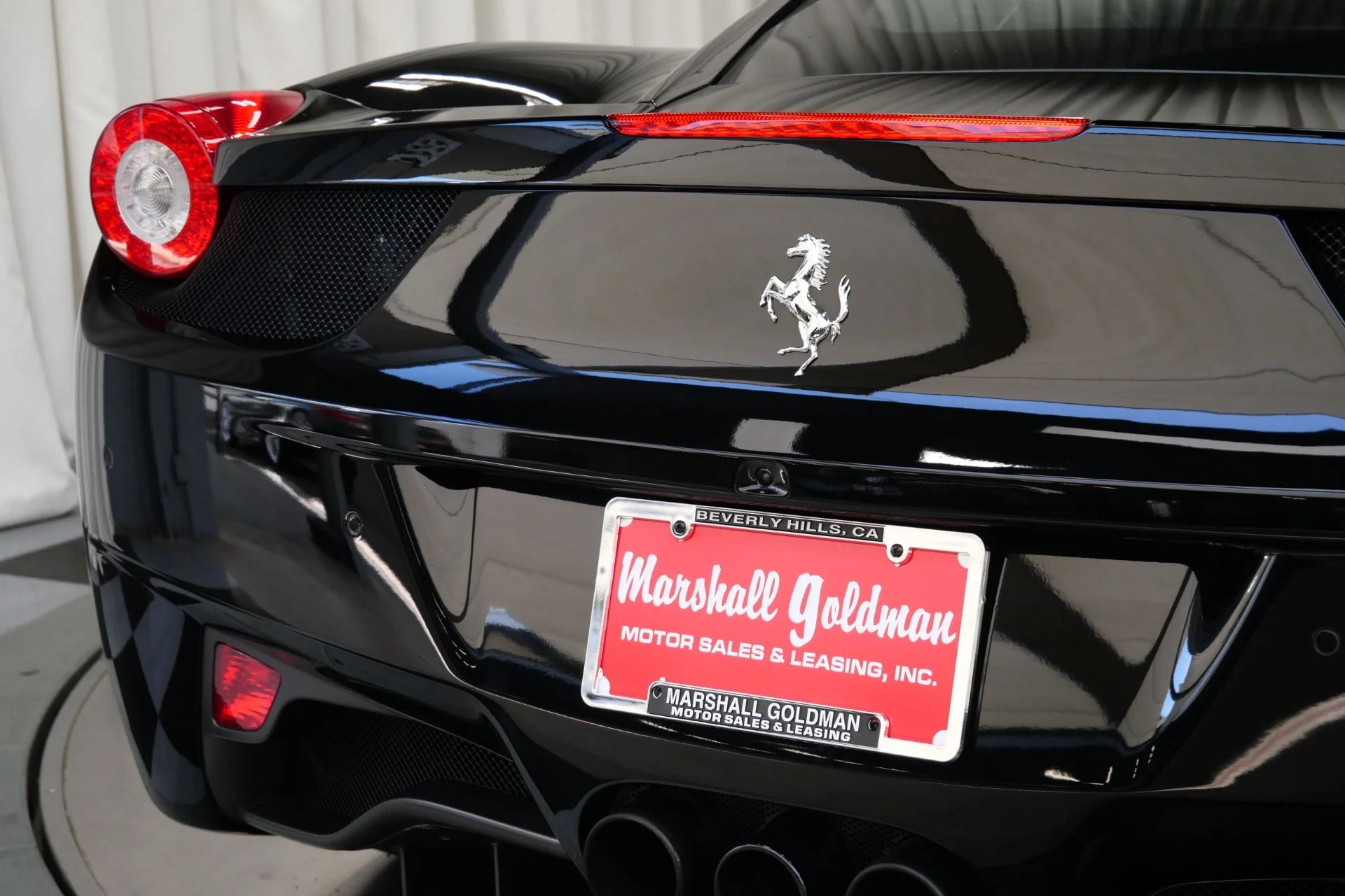 mph044_2464075026_Used_2015_Ferrari_458_Italia_1752857169_de8e2354d8