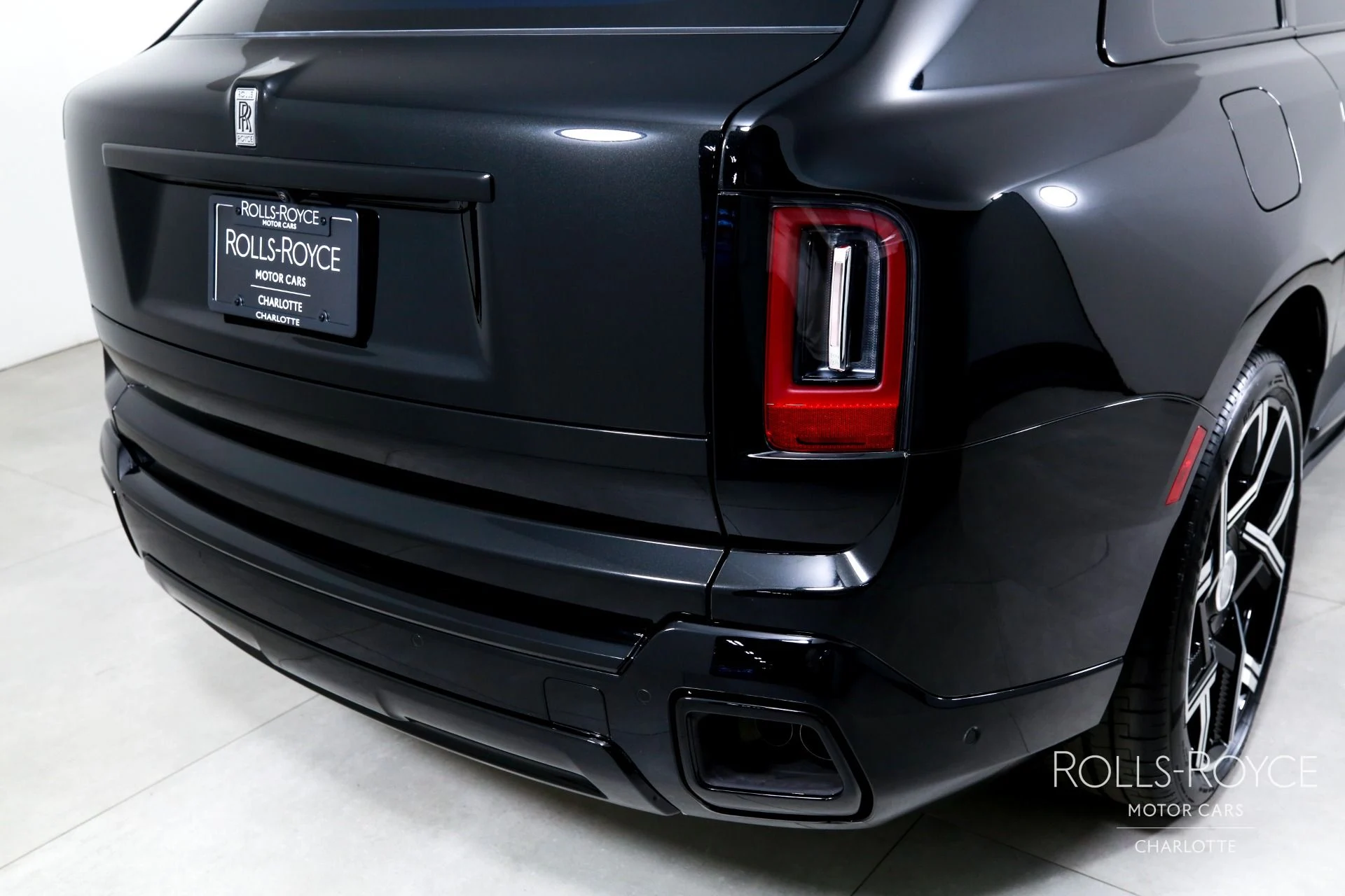mph044_2468529370_Used_2026_Rolls_Royce_Cullinan_1767024631_f97831cf18