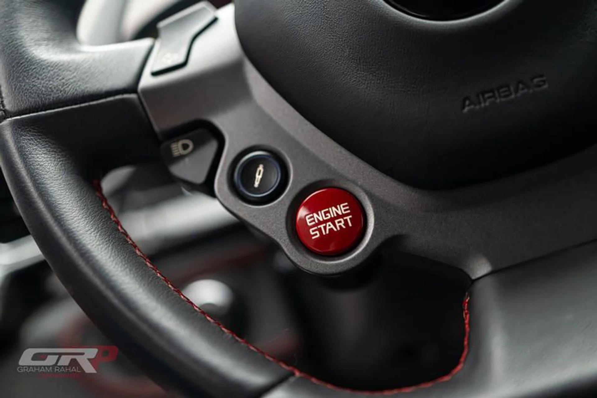 mph044_2468849836_F3_BD_3_E0_A_D08_F_4_C18_8_B47_81798237_F538_6173b690ec