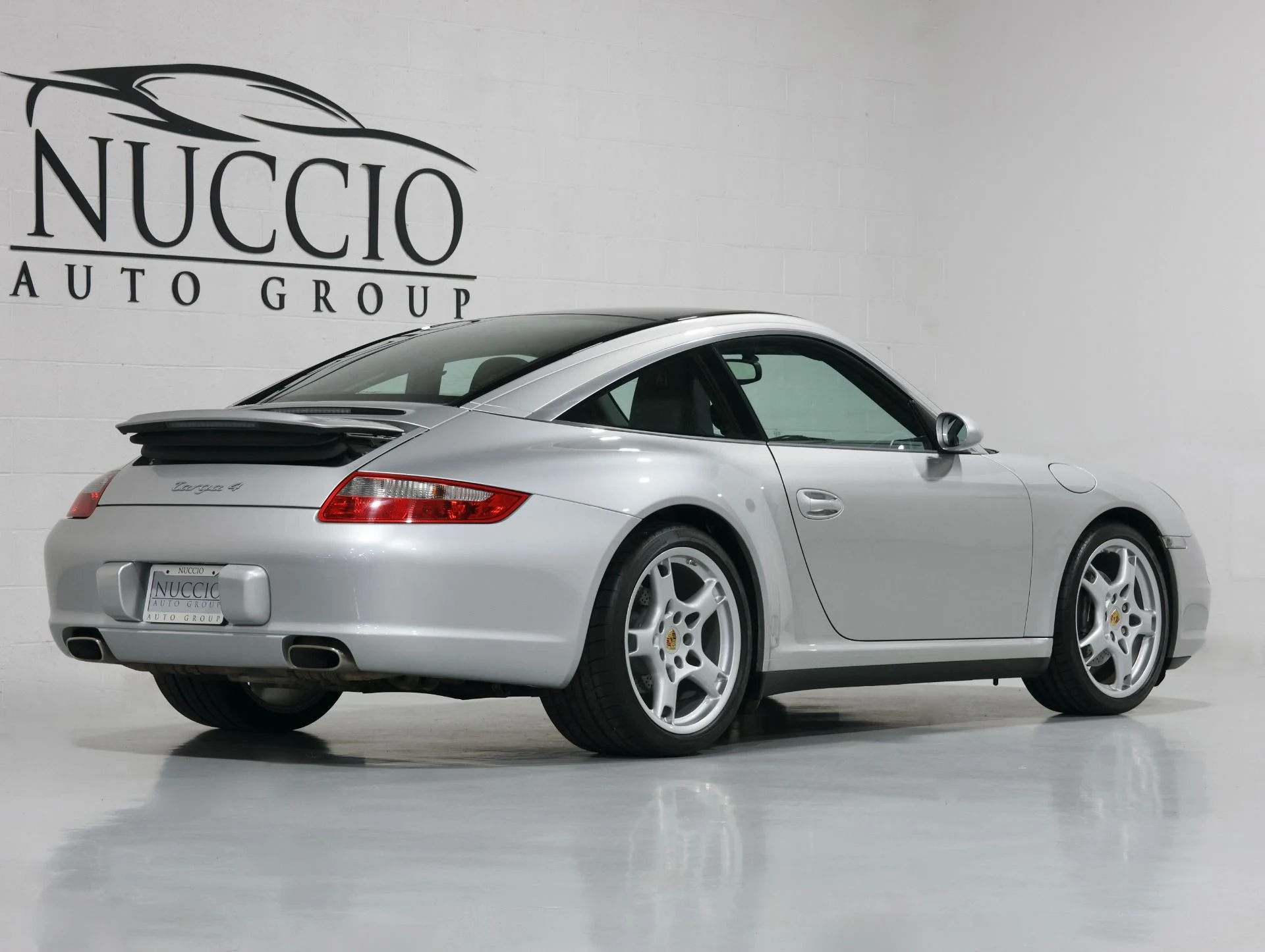 mph044_2476978319_Used_2007_Porsche_911_Targa_4_Coming_Soon_To_Bring_A_Trailer_1775151802_5437563b8b