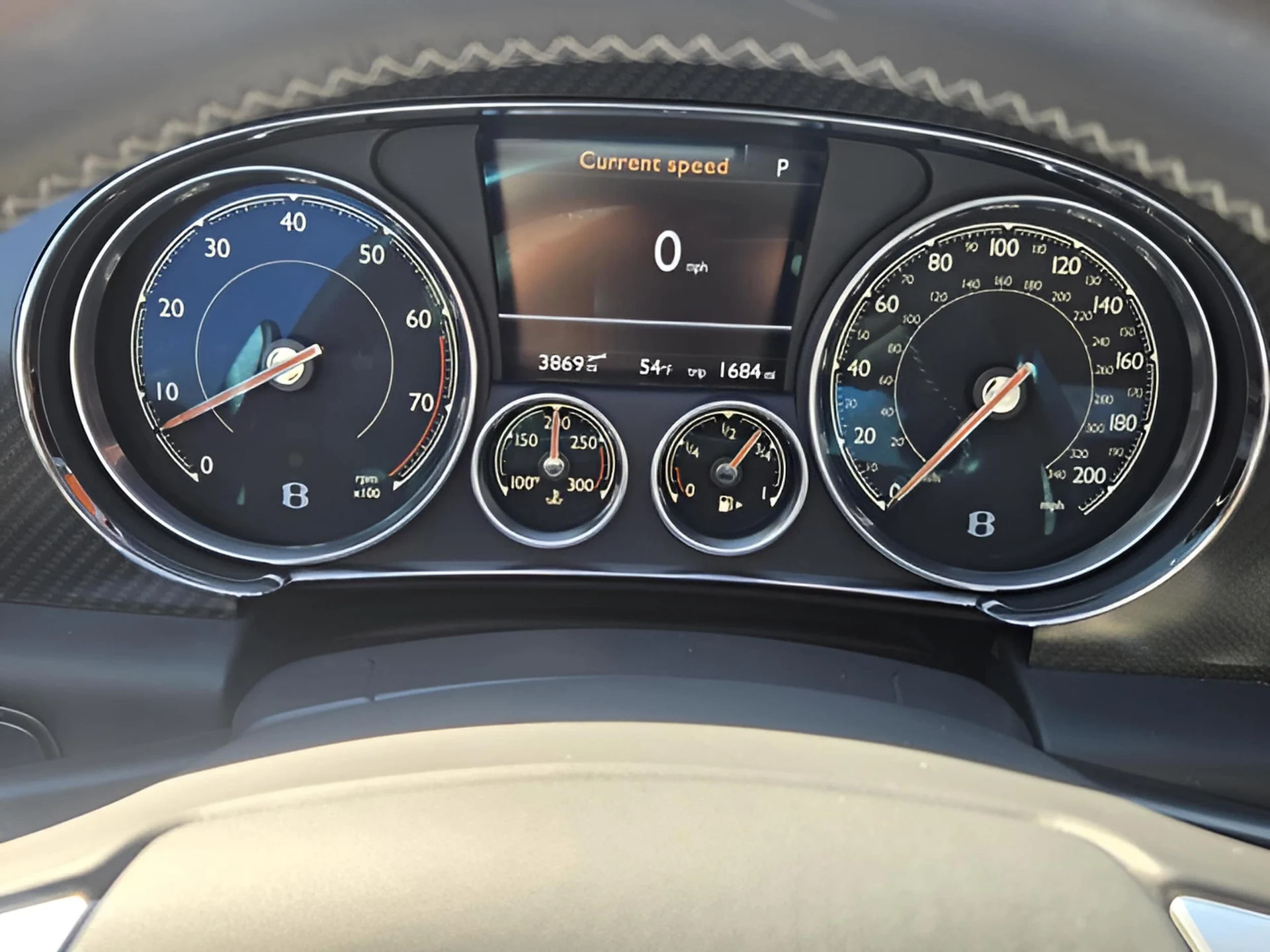 mph044_2479548222_680aa69cc29cc4c8ea9df4c334f26eb0x_72802a62f9