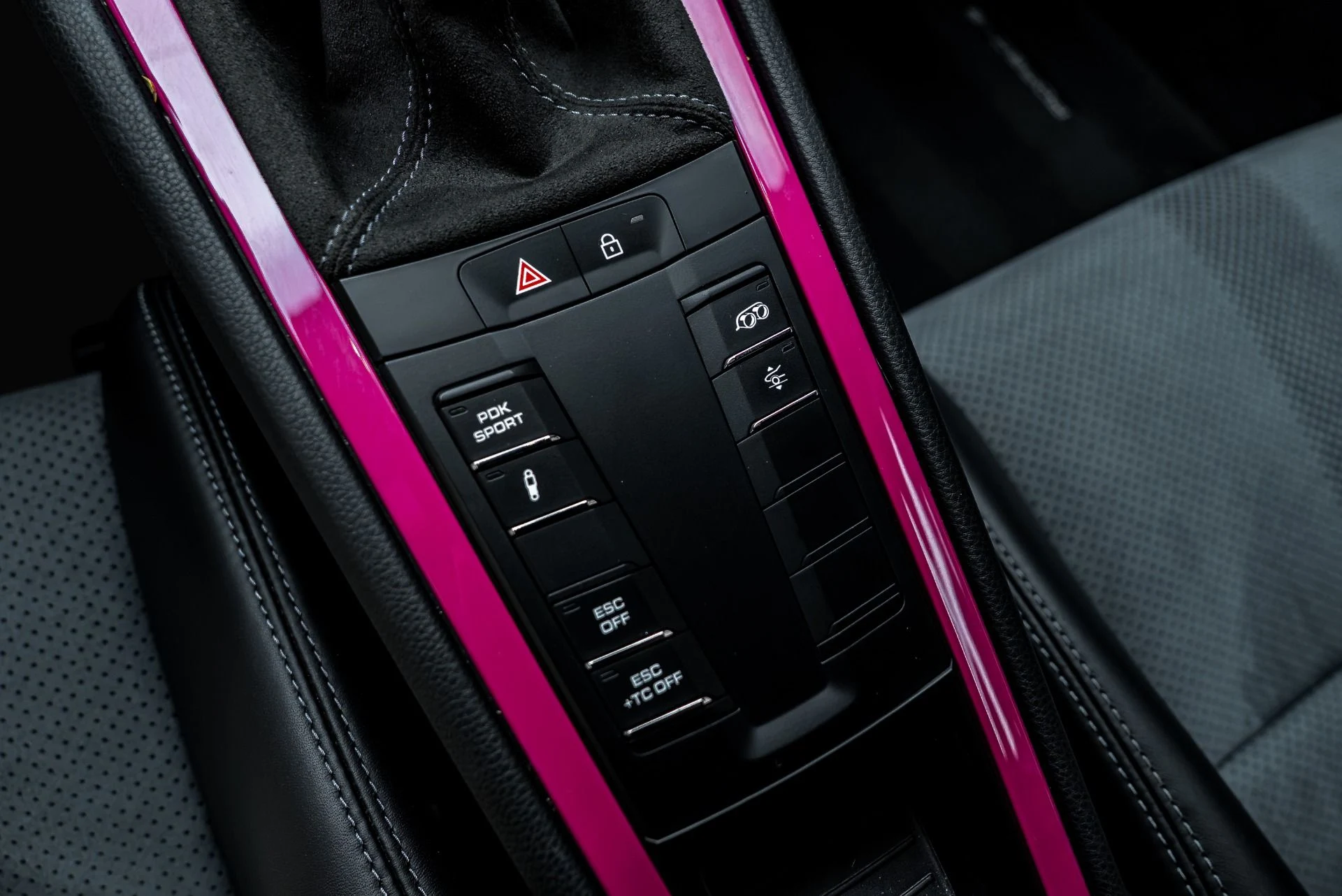 mph044_2496569393_Used_2023_Porsche_718_Cayman_GT_4_RS_1783380787_d6ddb9869e