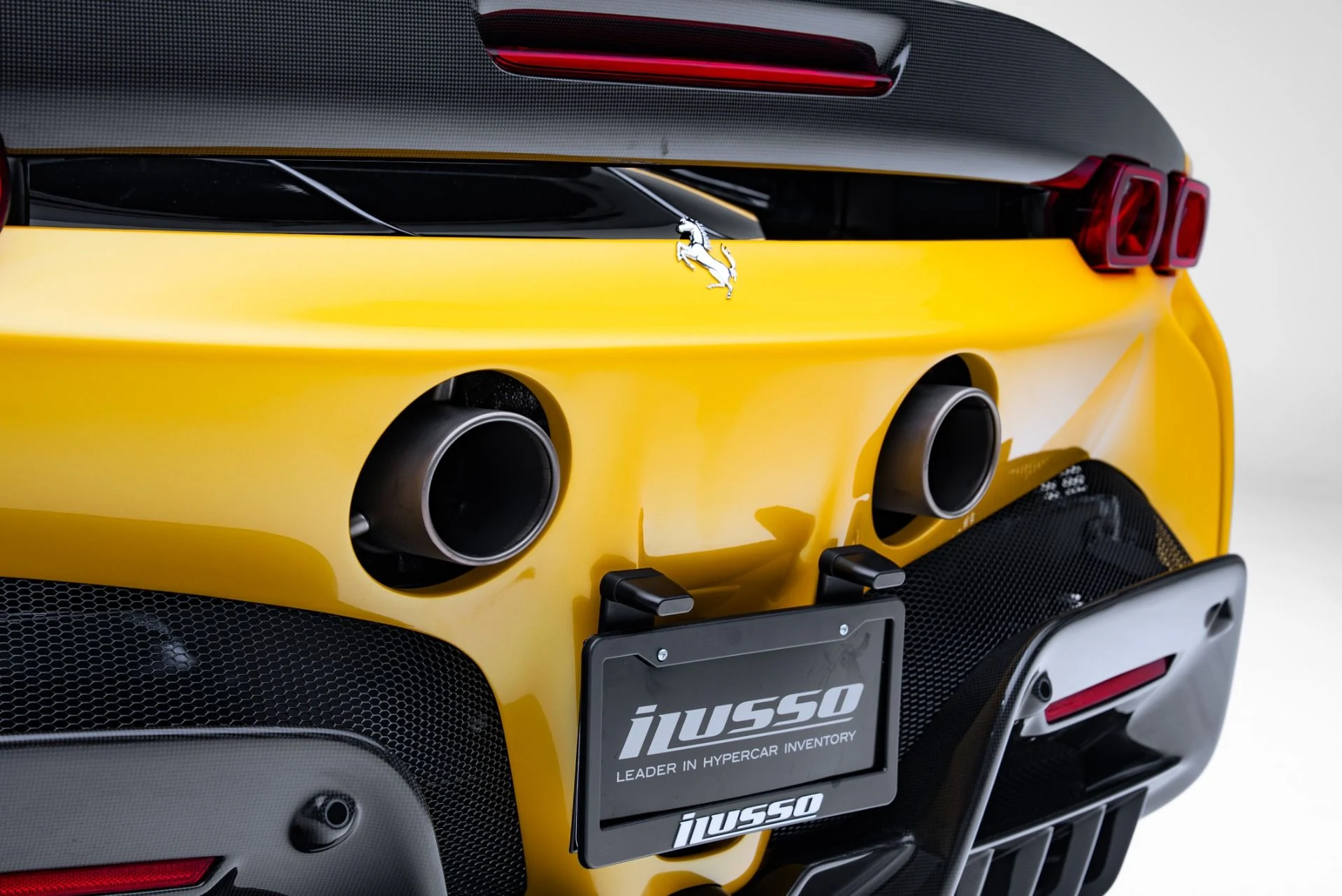 mph044_2499807130_Used_2023_Ferrari_SF_90_Spider_1773351292_ce9f08eabd