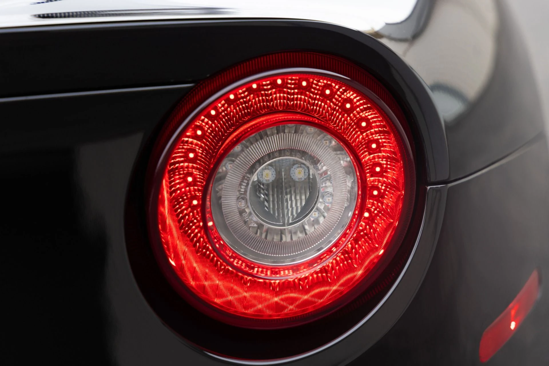 mph044_2499978734_Used_2014_Ferrari_F12berlinetta_1761682379_8aec12cb30