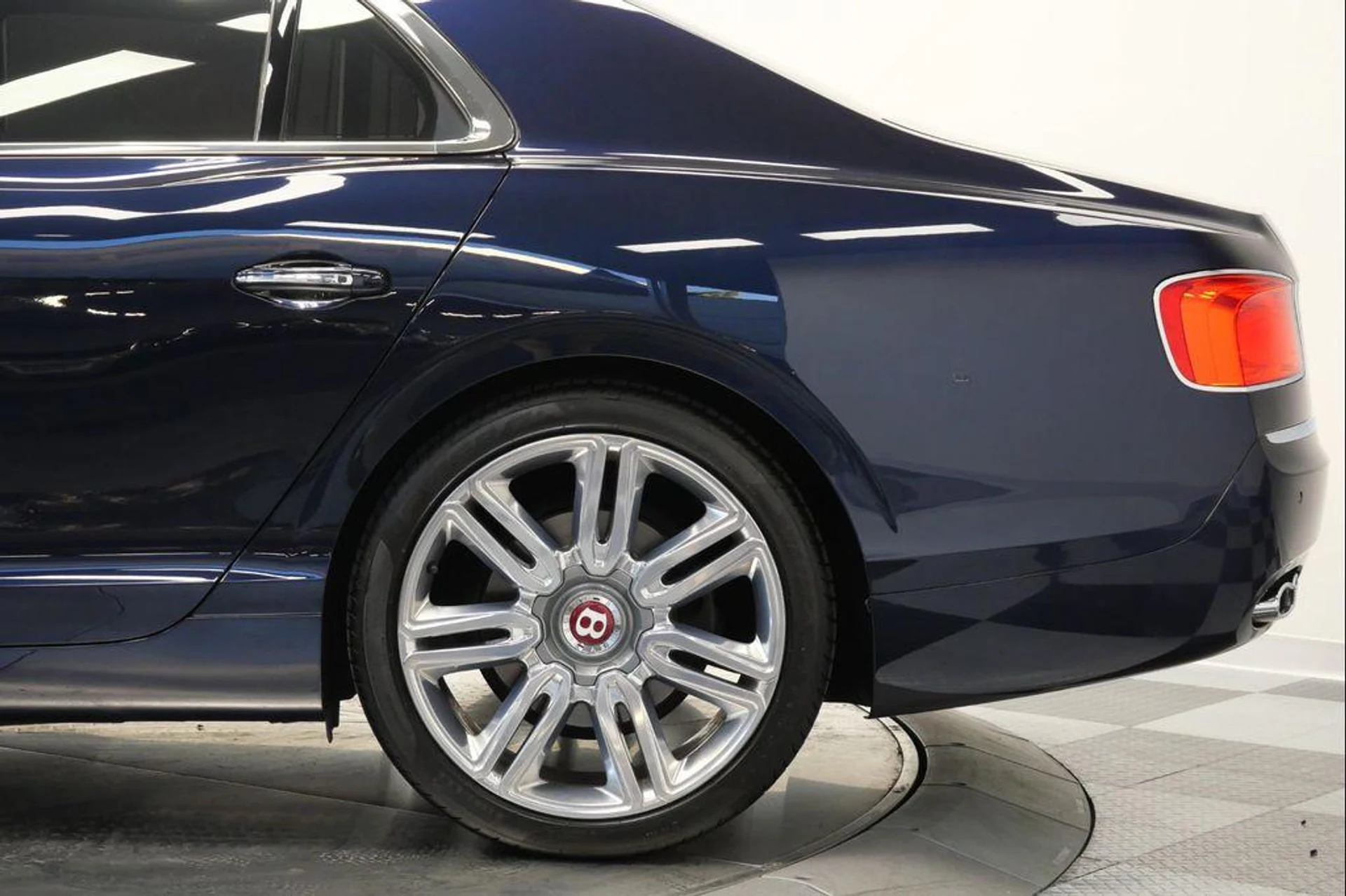 mph044_2507063276_Hn_2ogme9g_Fb2p_L_Bx4u_Kcx9_VM_0_b38b753fa3