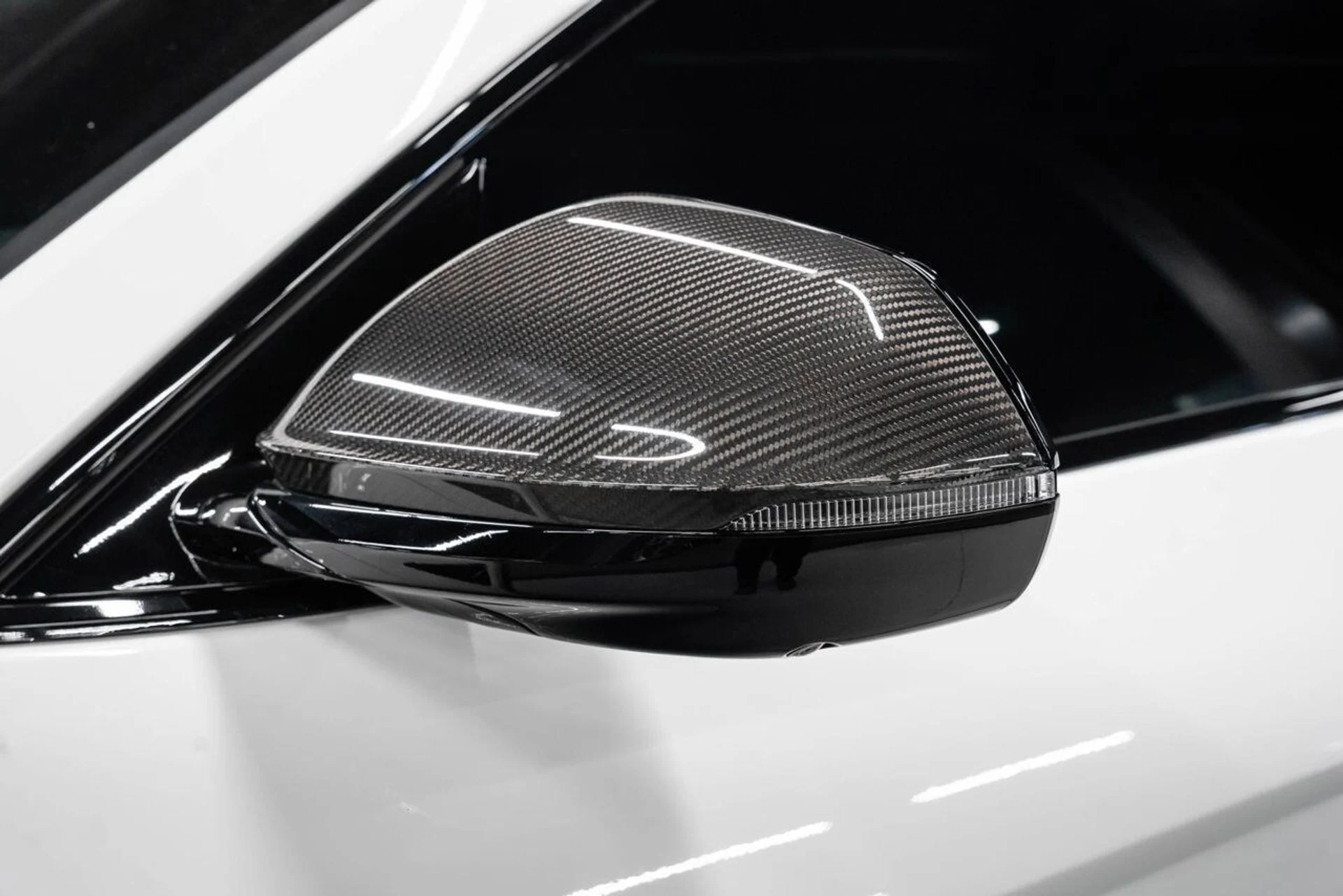 mph044_2514610876_lamborghini_urus_2023_921716ebe0