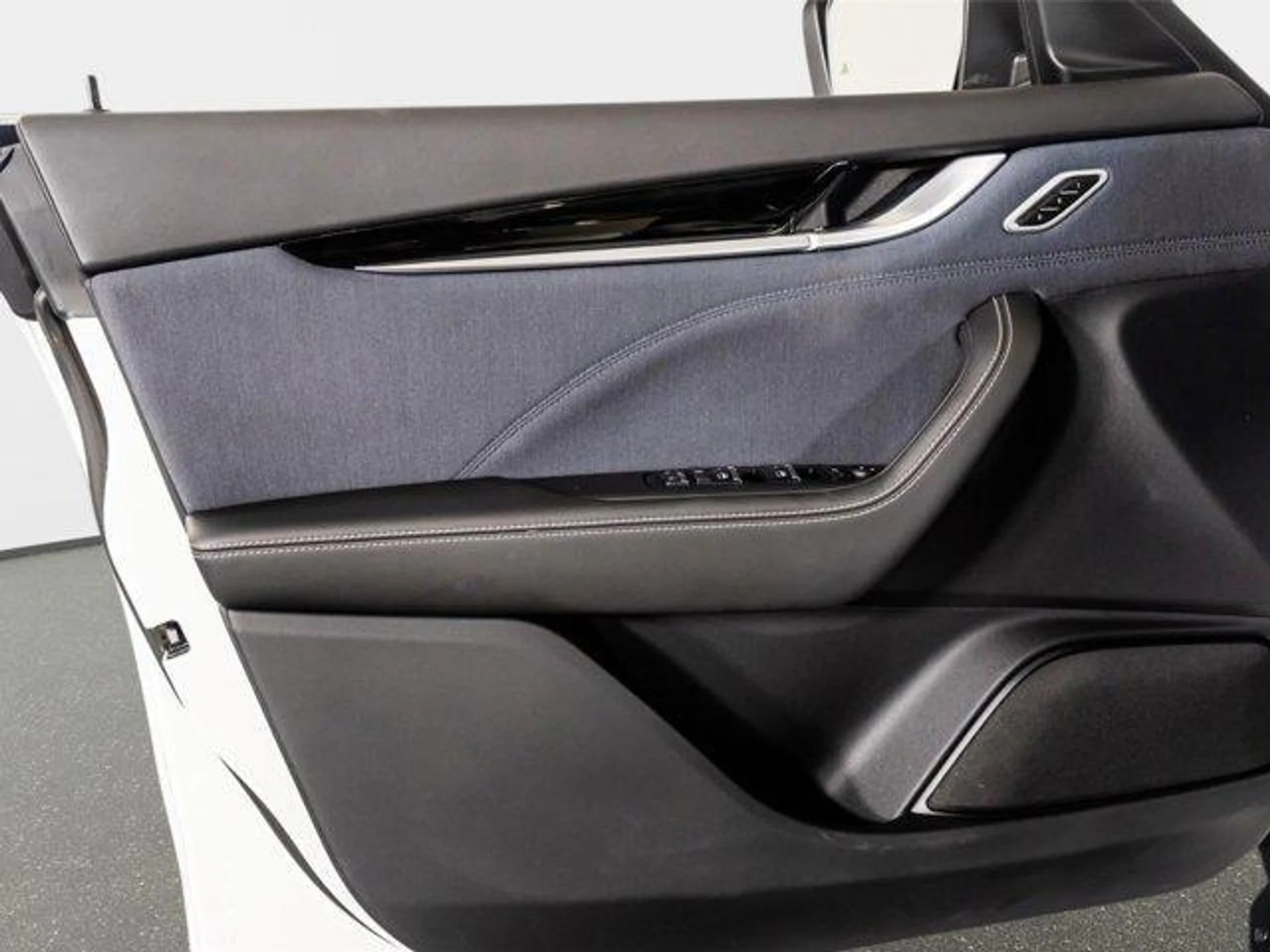 mph044_2515435838_r0_O2yfa_Rv_T5_Bo_X_Zp4_F0_ACD_0_T_Lr_E_3f2fc006f5