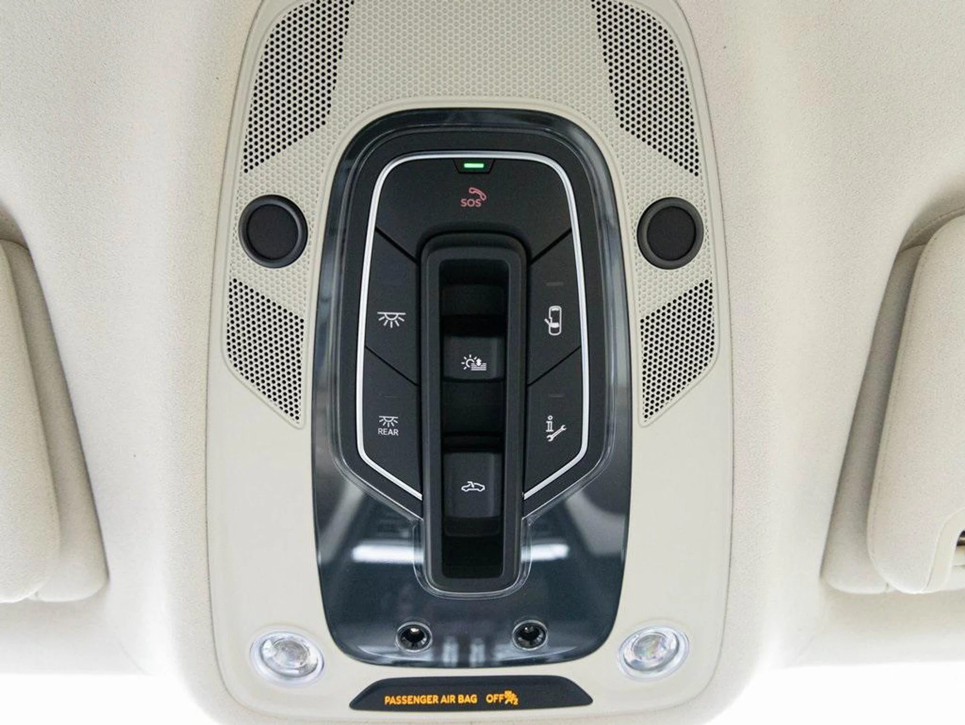 mph044_2523598158_403809831_67c233ec6b5617b02de63652_9b8e18a671