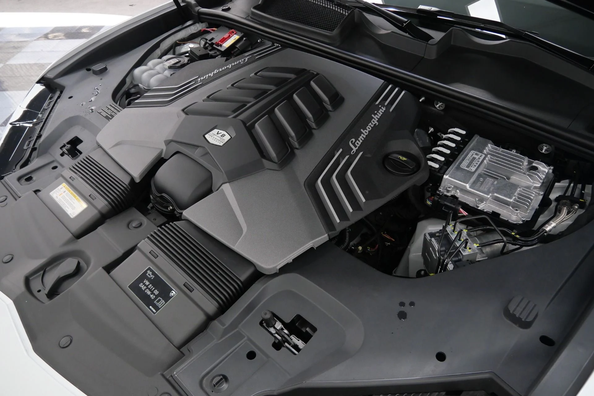 mph044_2530815013_Used_2023_Lamborghini_Urus_S_Very_Low_Miles_657_Horsepower_Bang_and_Olufsen_Audio_1781208380_951dae2a62