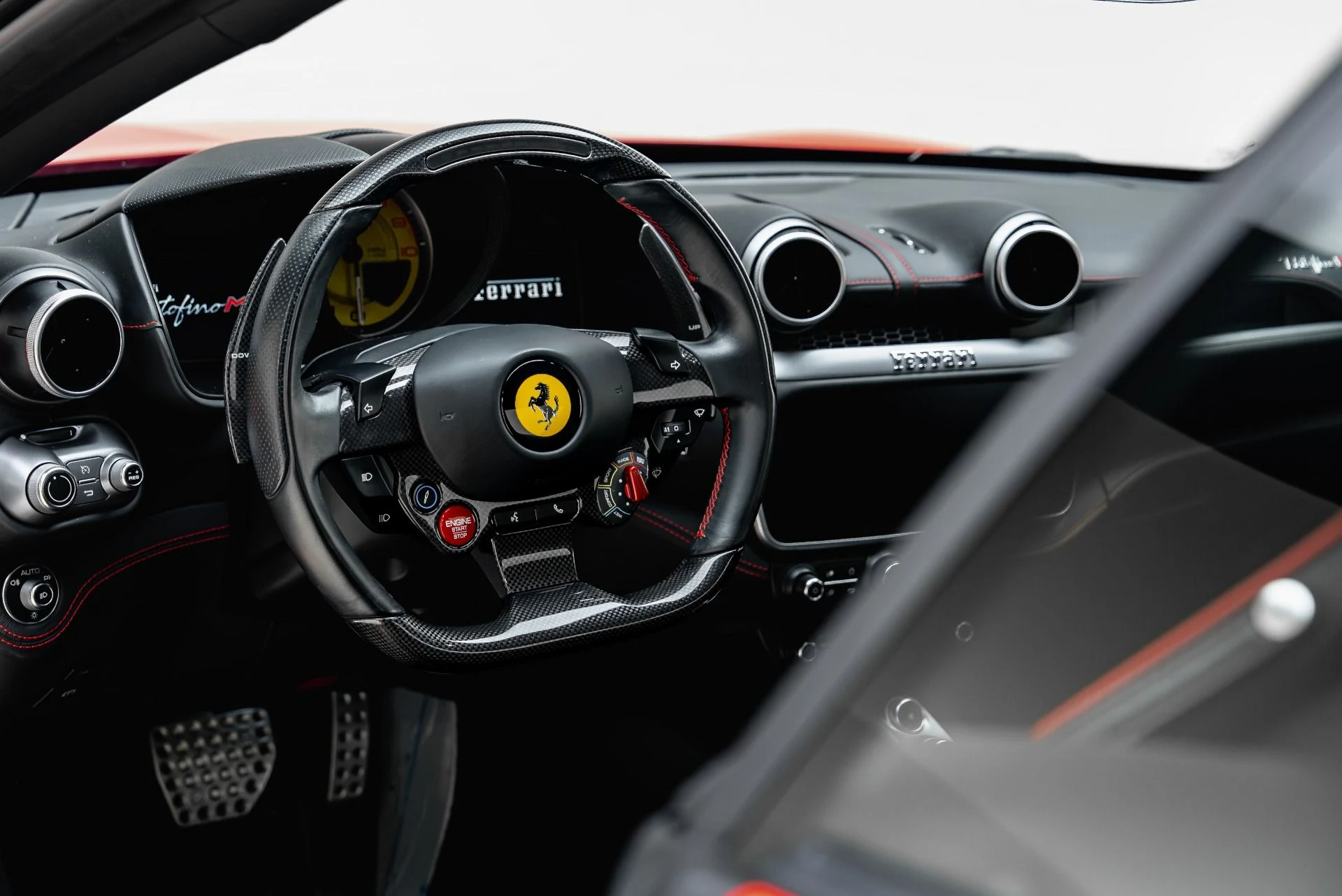 mph044_2539786587_Used_2023_Ferrari_Portofino_M_1785352619_cf747a50bd