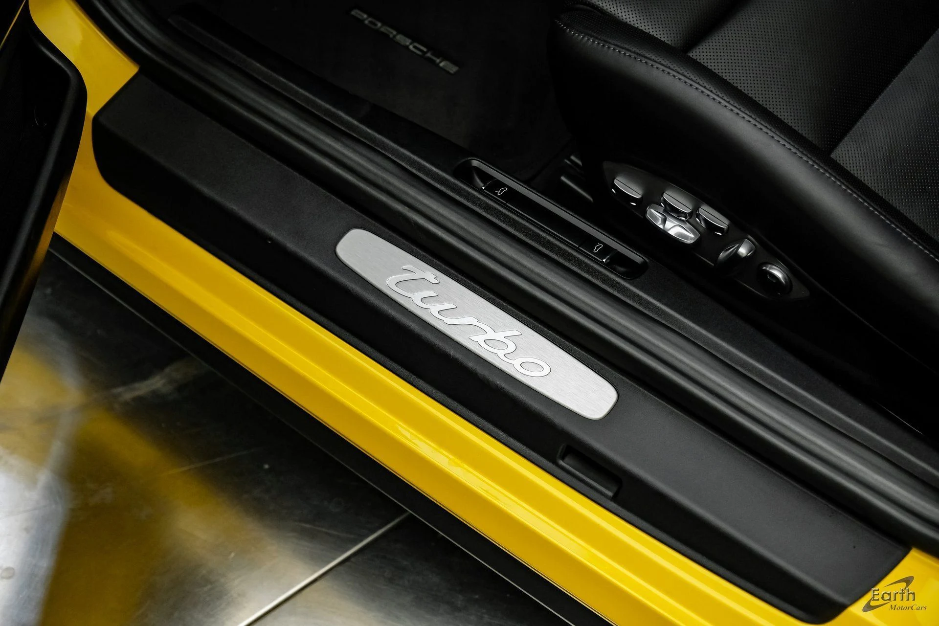 mph044_2557267496_75cb20fb9e9f4aae41de143d96166561x_a44c5d7a74