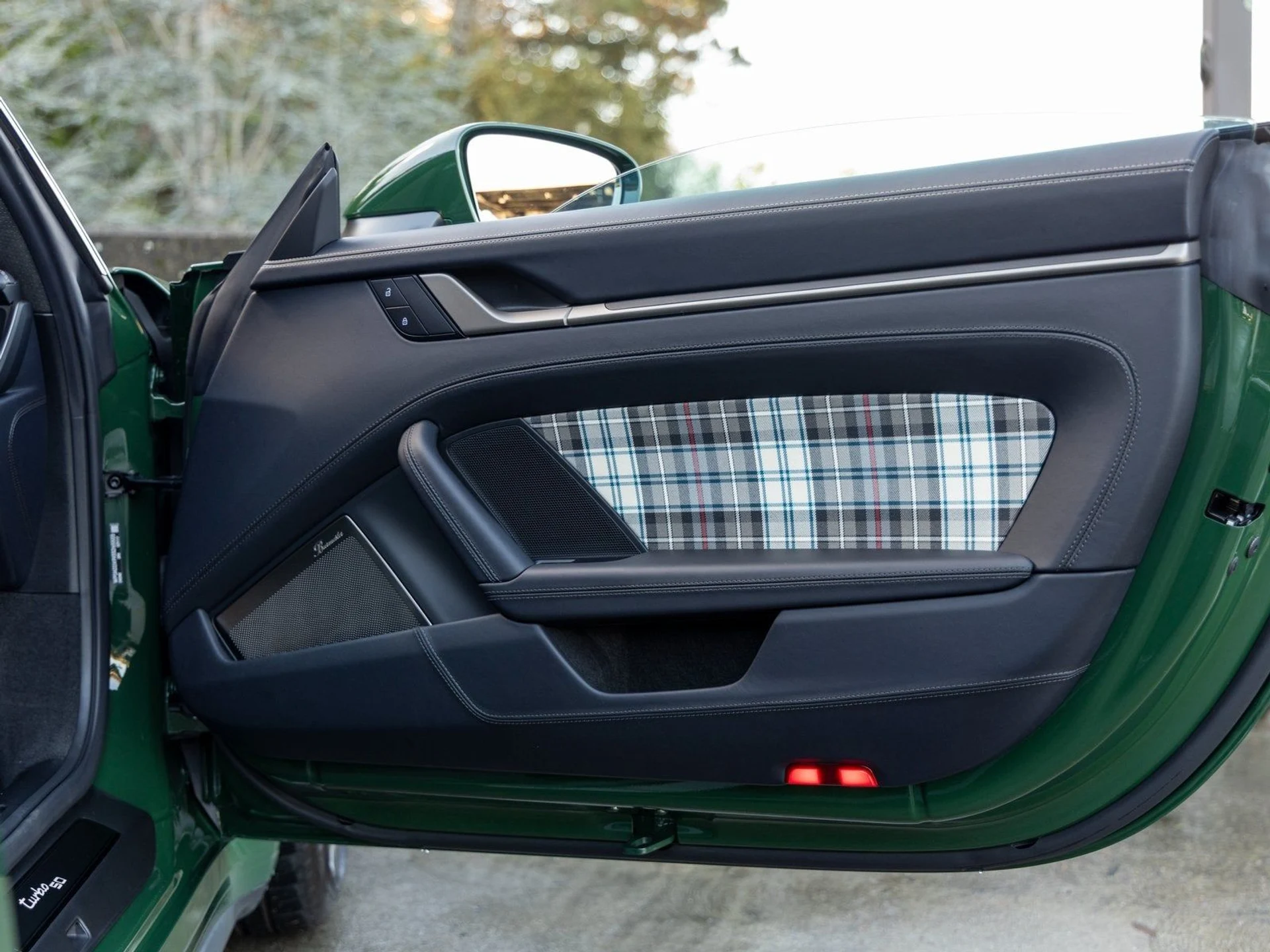 mph044_2558376116_45_2d52202741