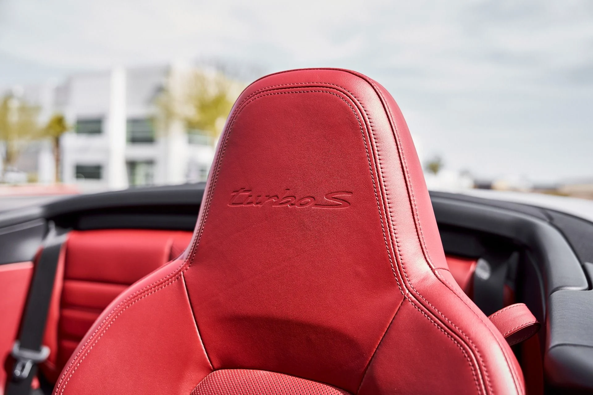 mph044_255849377_Used_2022_Porsche_911_Turbo_S_1772308219_1eeacef618