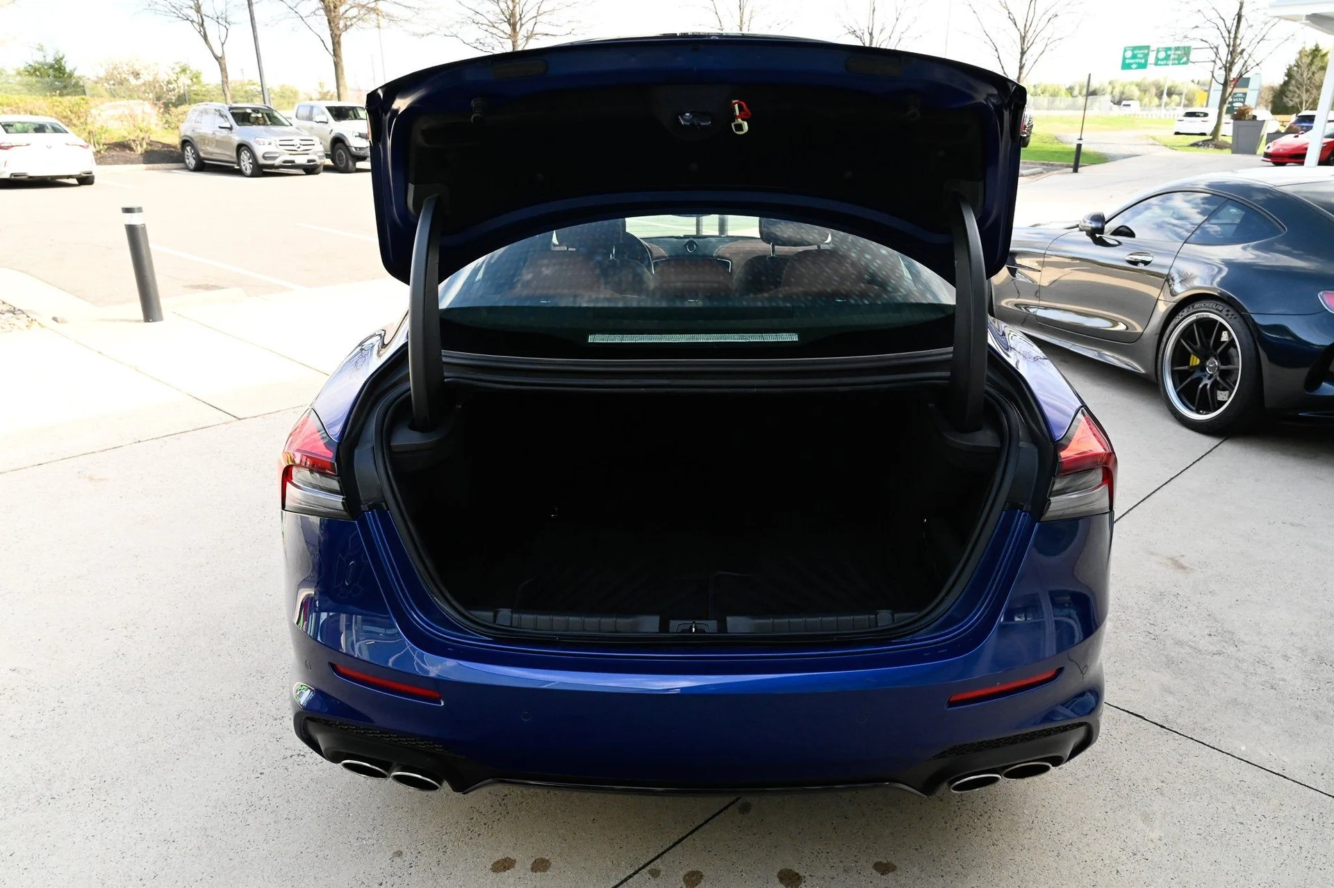 mph044_2560696570_e970528a3cf9458bbb14ee5cfffde9c8_d50a24623f