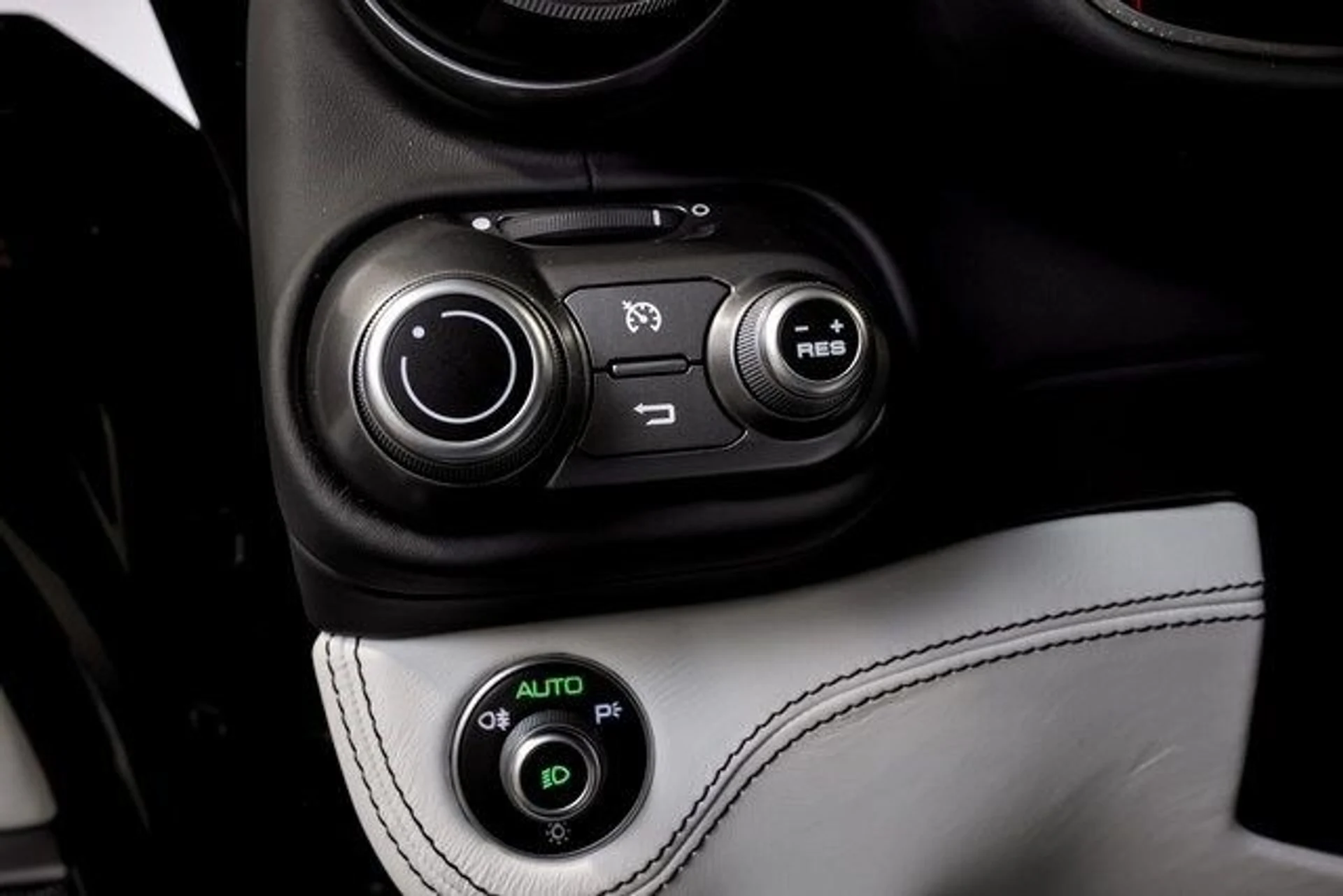 mph044_2562149374_c0287179b9945397f2816e8fa2fd2ed0x_8a0c1e4d9a