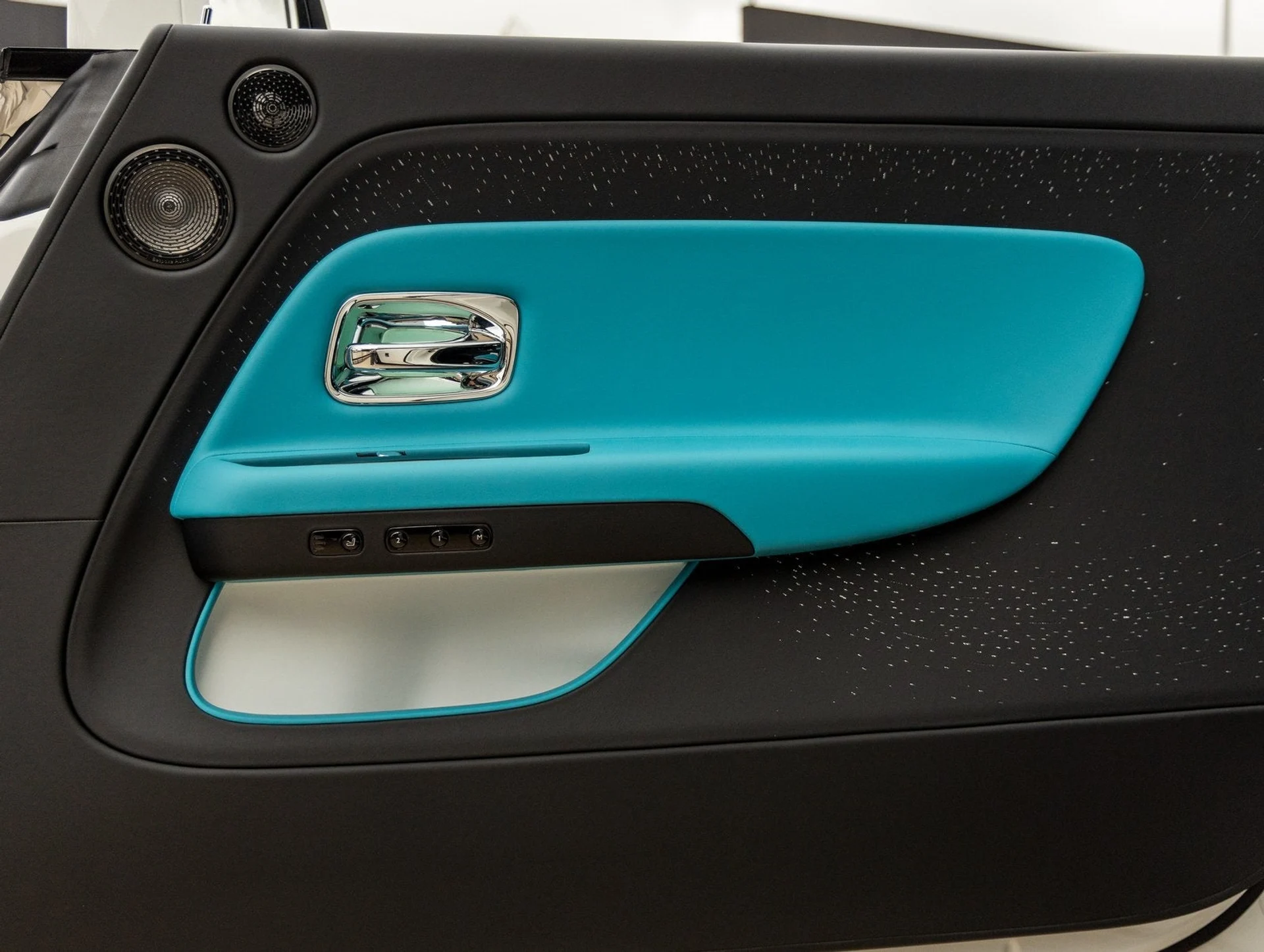 mph044_2582791989_45_937360fb1f