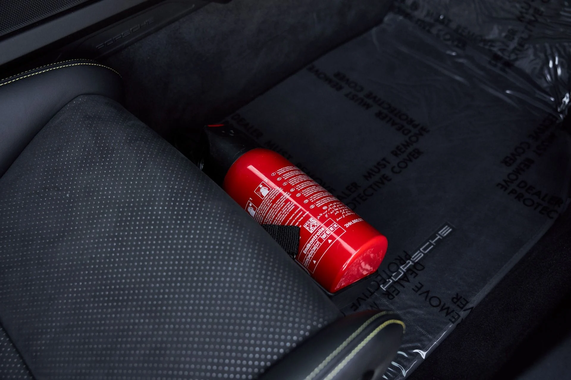 mph044_2585689622_Used_2024_Porsche_911_GT_3_RS_1766112788_59b62afb97