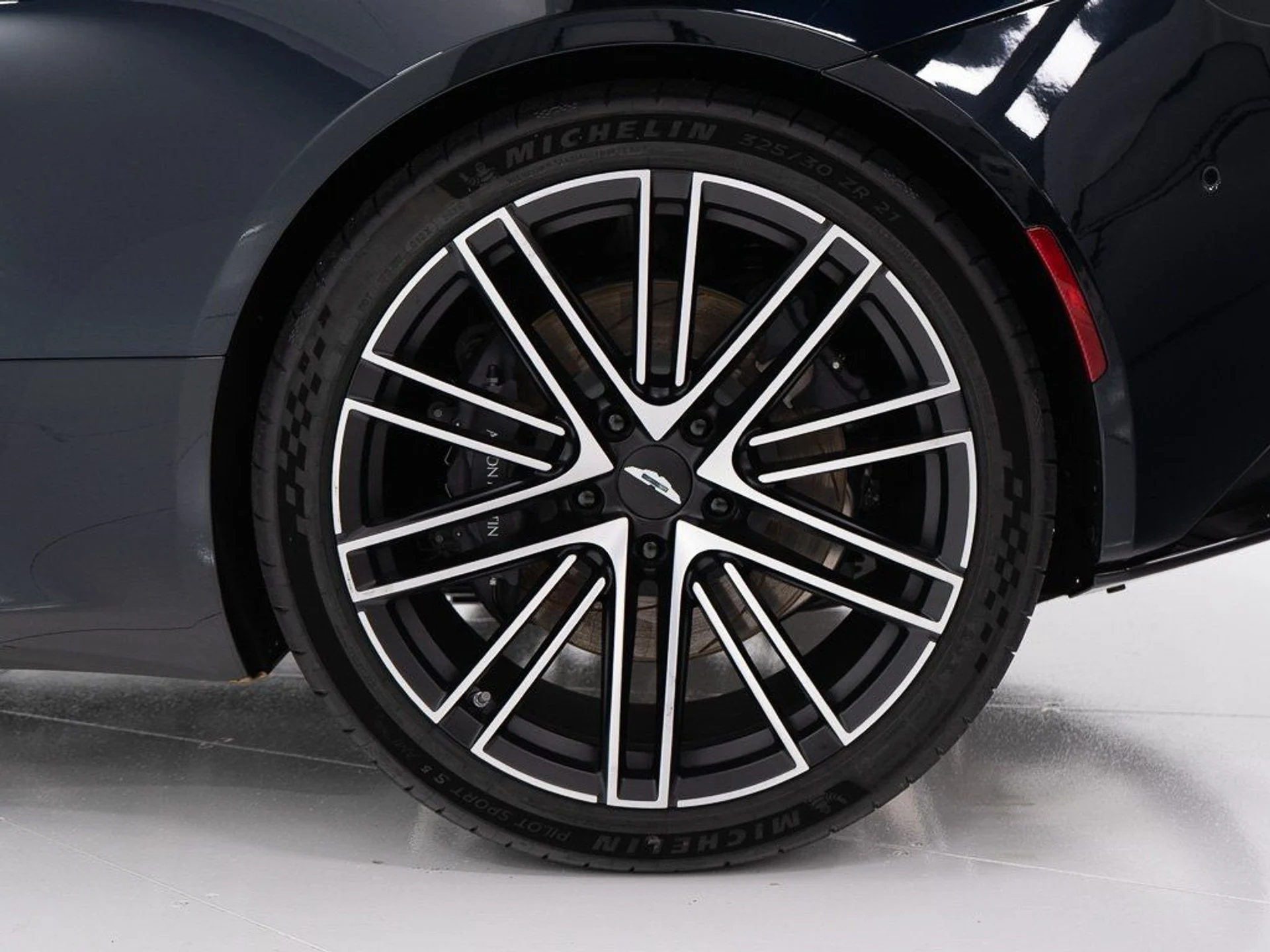 mph044_2587569966_4c49332408671281901924446bdc60d8_3b882421ad