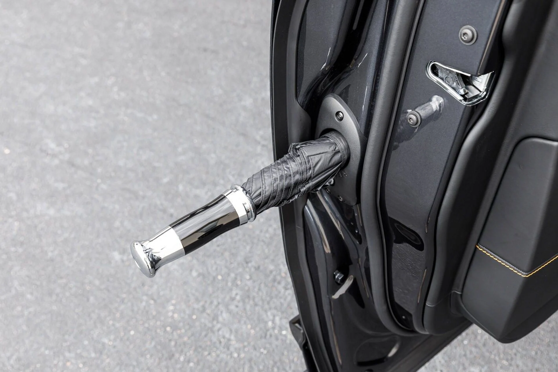 mph044_2591440409_4d21c5ca17f70d1f41bef60d9afaece4x_ee10526882