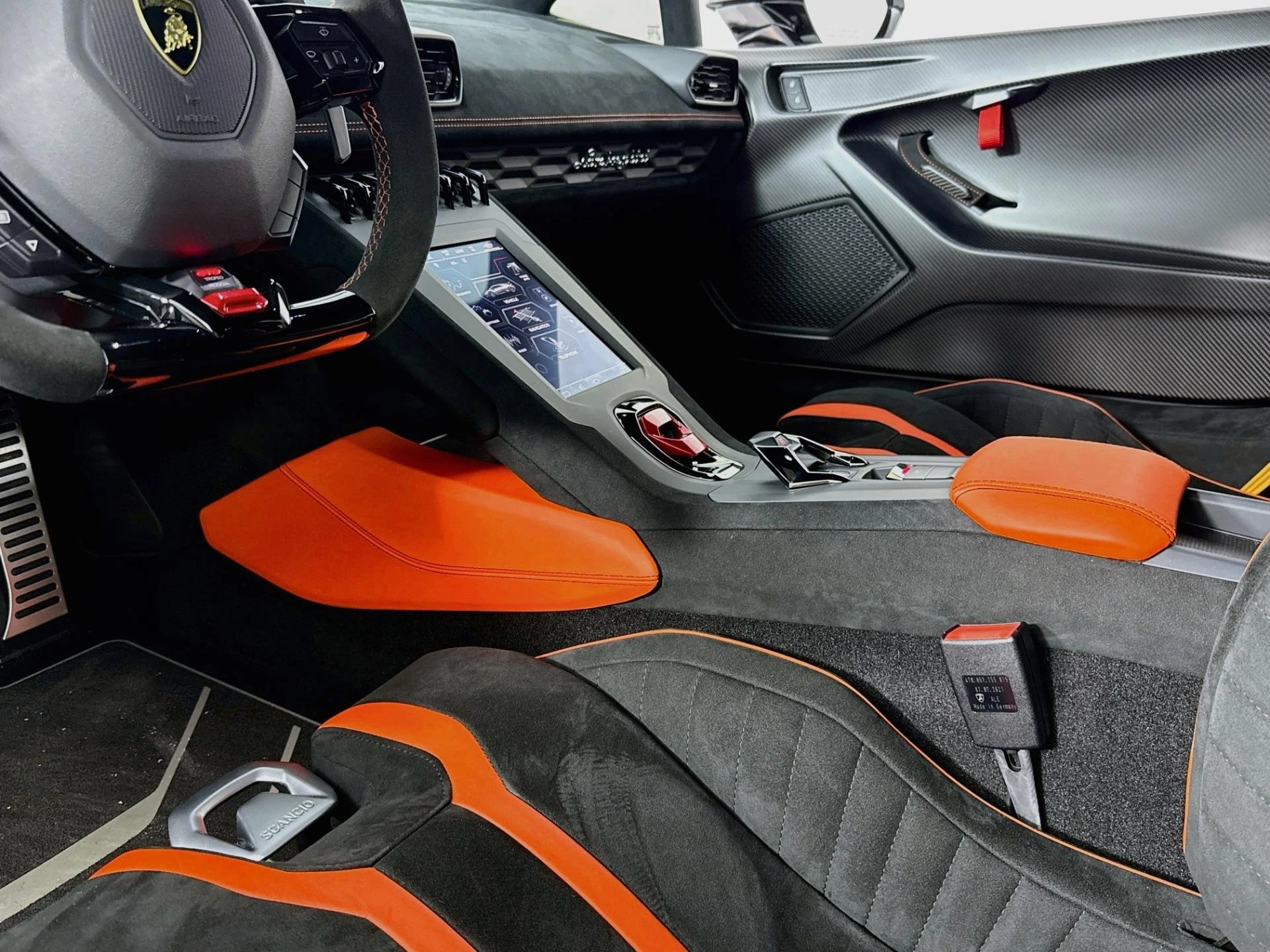 mph044_2621900071_Used_2022_Lamborghini_Huracan_STO_1789147608_6635ec71df