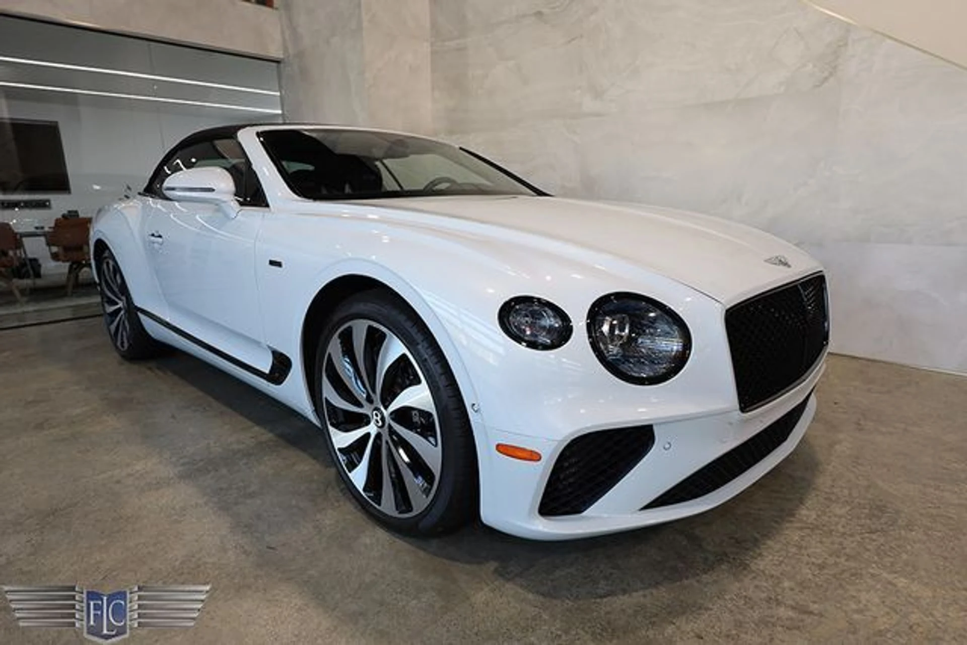 mph044_2629275936_used_2024_bentley_continental_gtcv8edition8_9689_23082486_49_640_45b67d7e59