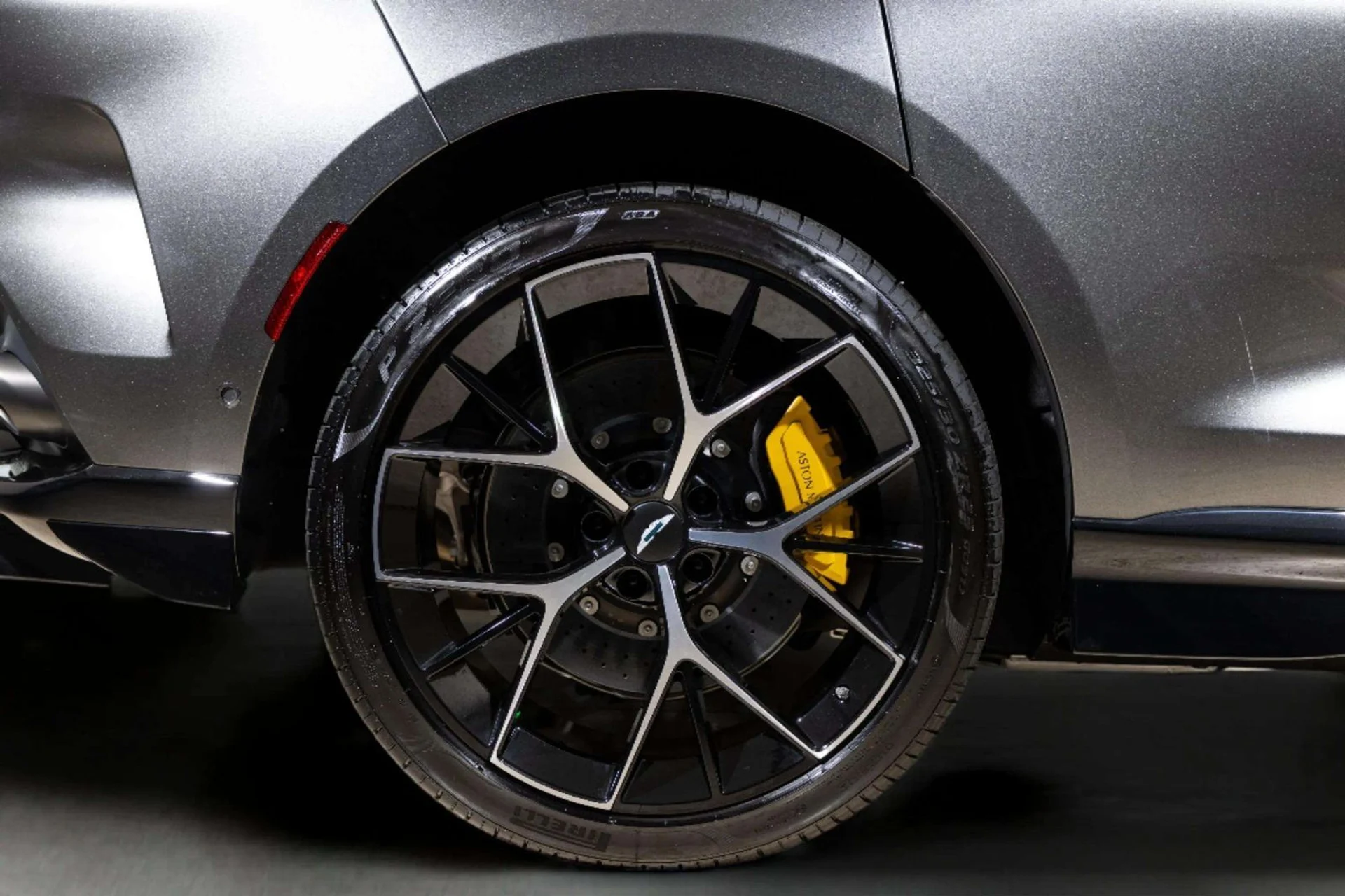 mph044_2630481663_34338589_0cc0_48c8_bcfd_d754faa2bf2e_0619630410