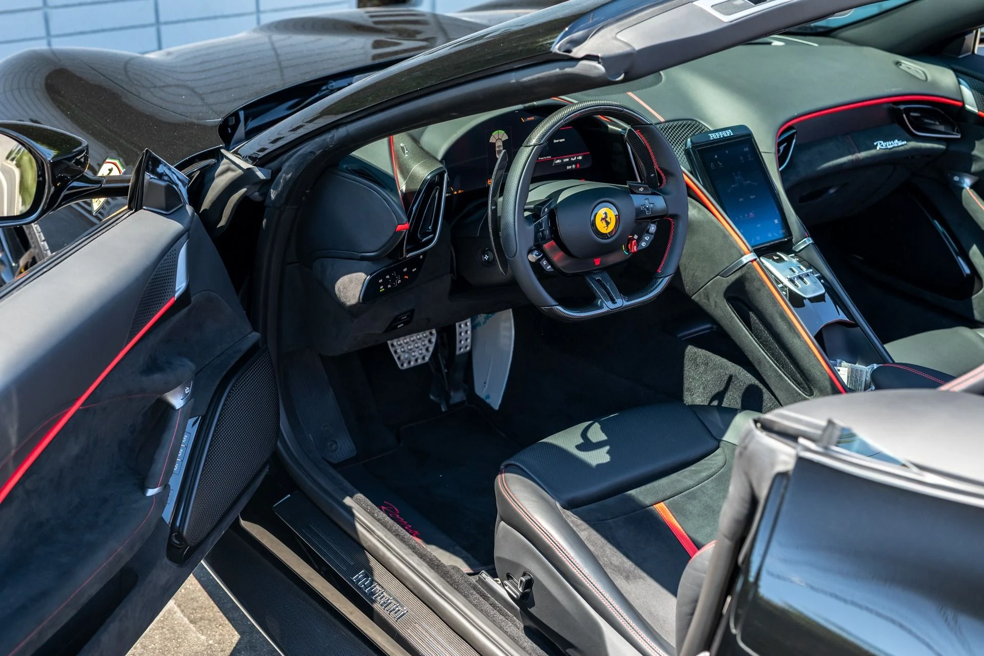 mph044_2630957126_Used_2024_Ferrari_Roma_Spider_1754957636_16ae810b55