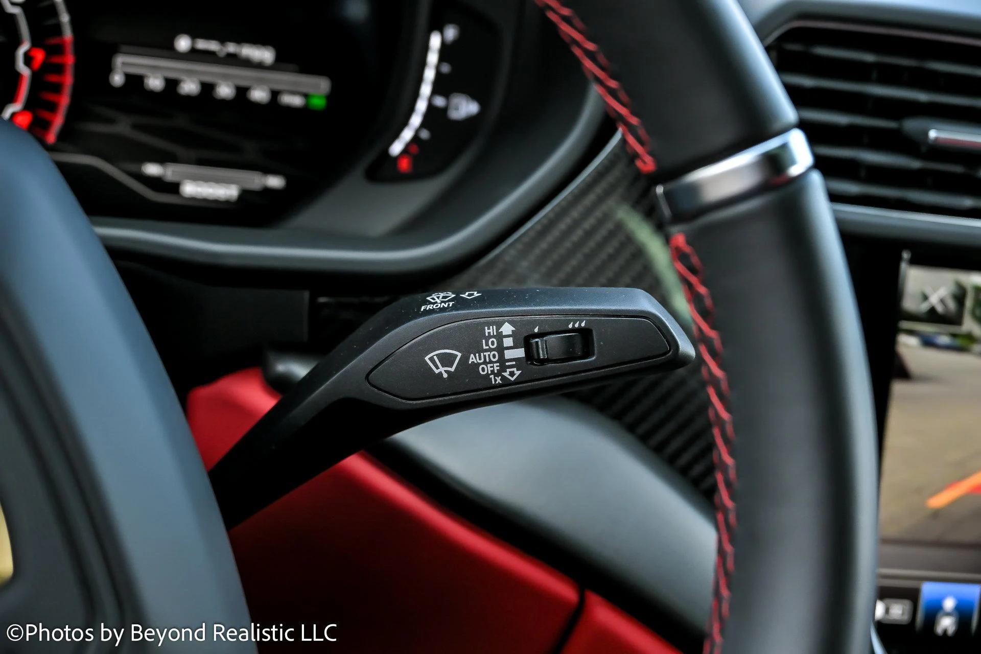 mph044_2654378130_Used_2022_Lamborghini_Urus_1753948952_805909e9a9