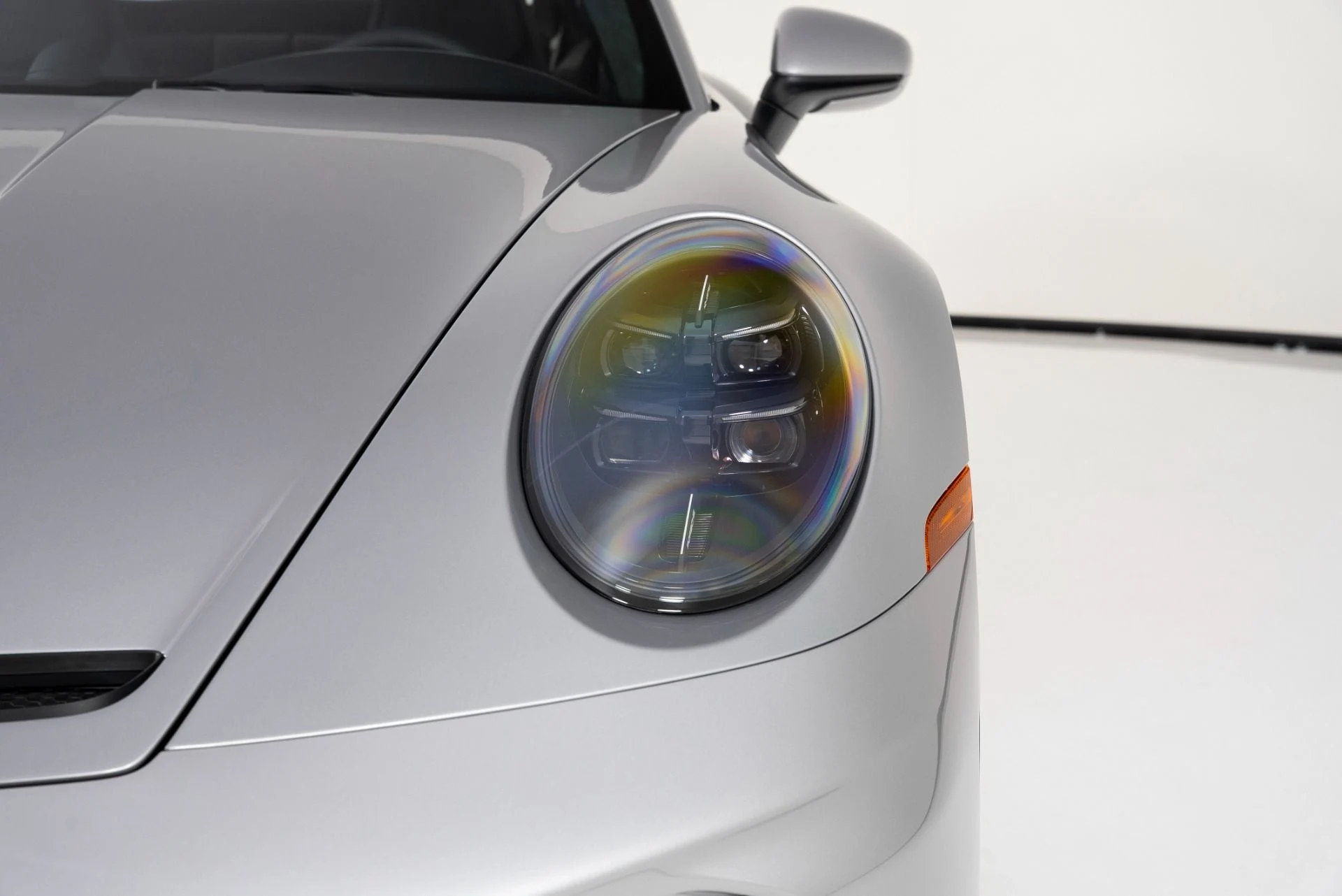 mph044_2660497762_Used_2025_Porsche_911_GT_3_Touring_1758929819_6146640f0f