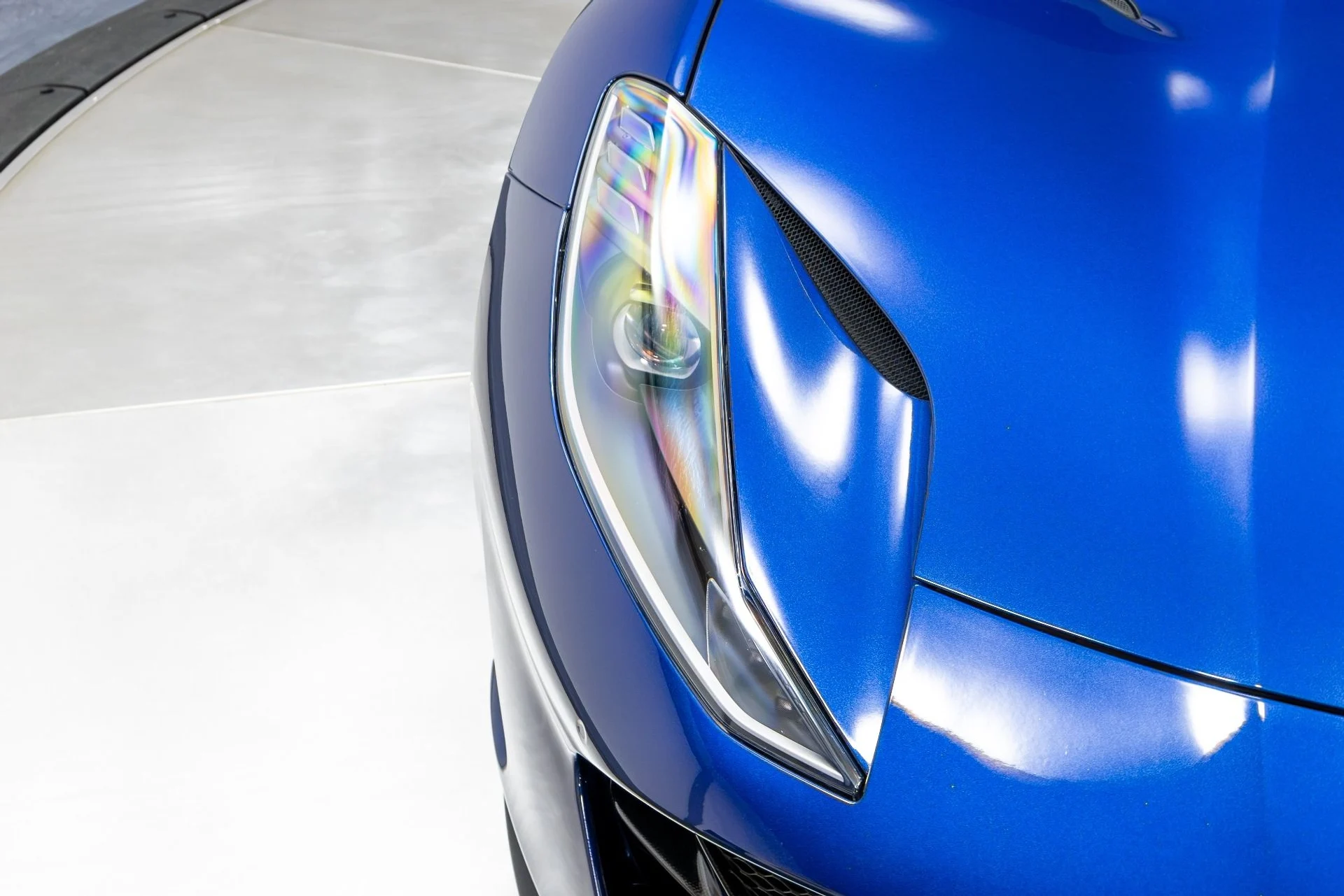 mph044_2665466013_Used_2019_Ferrari_812_Superfast_1774911934_97bdded383