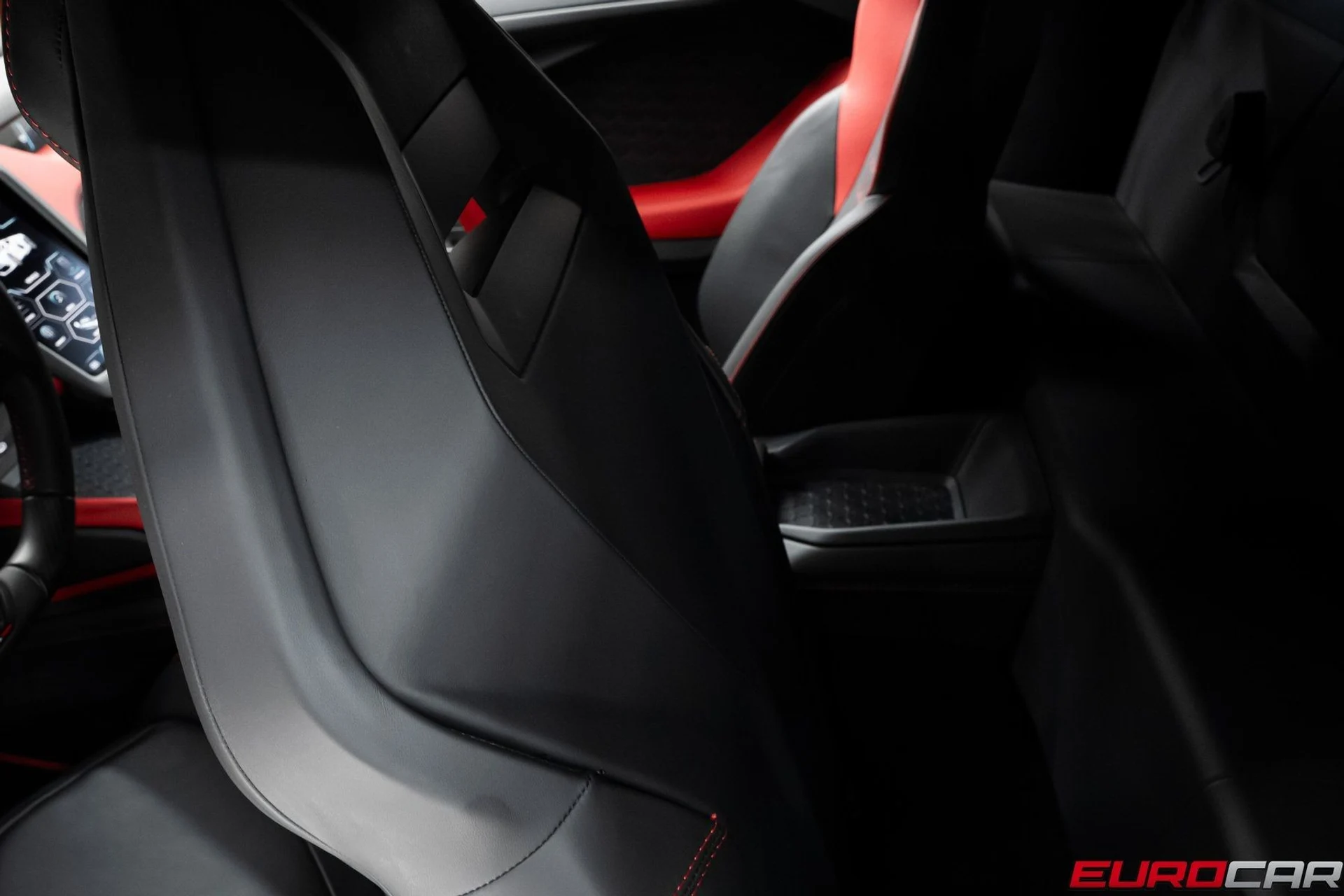 mph044_2683493947_image_45_a41cd227d7