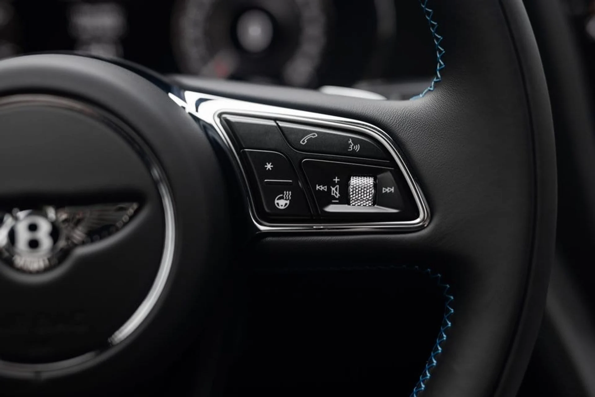 mph044_2689396959_713ee910cdd650b63e4e4a7e7f623bc1x_5cd4171004