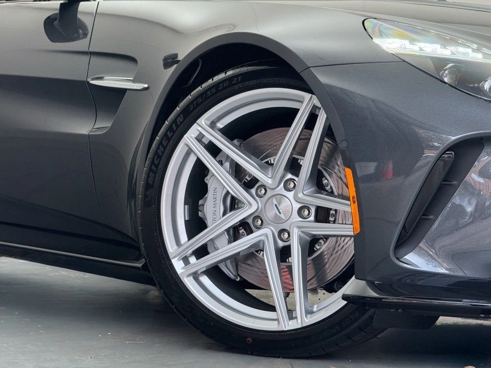 mph044_2690530202_45_6915690448