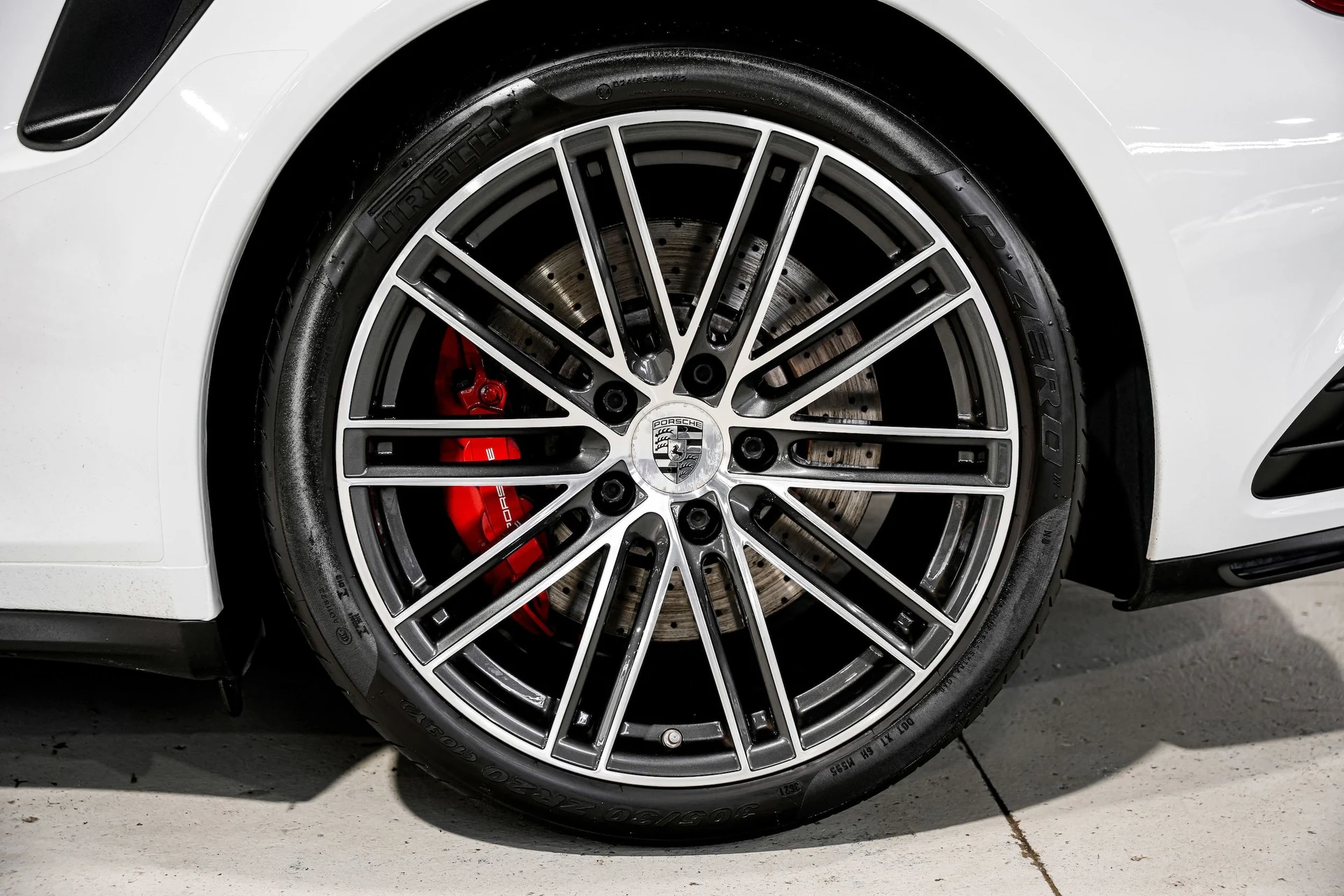 mph044_269714275_a80e92d8e0c23e69f758c5a2342ce830x_6cffe24757