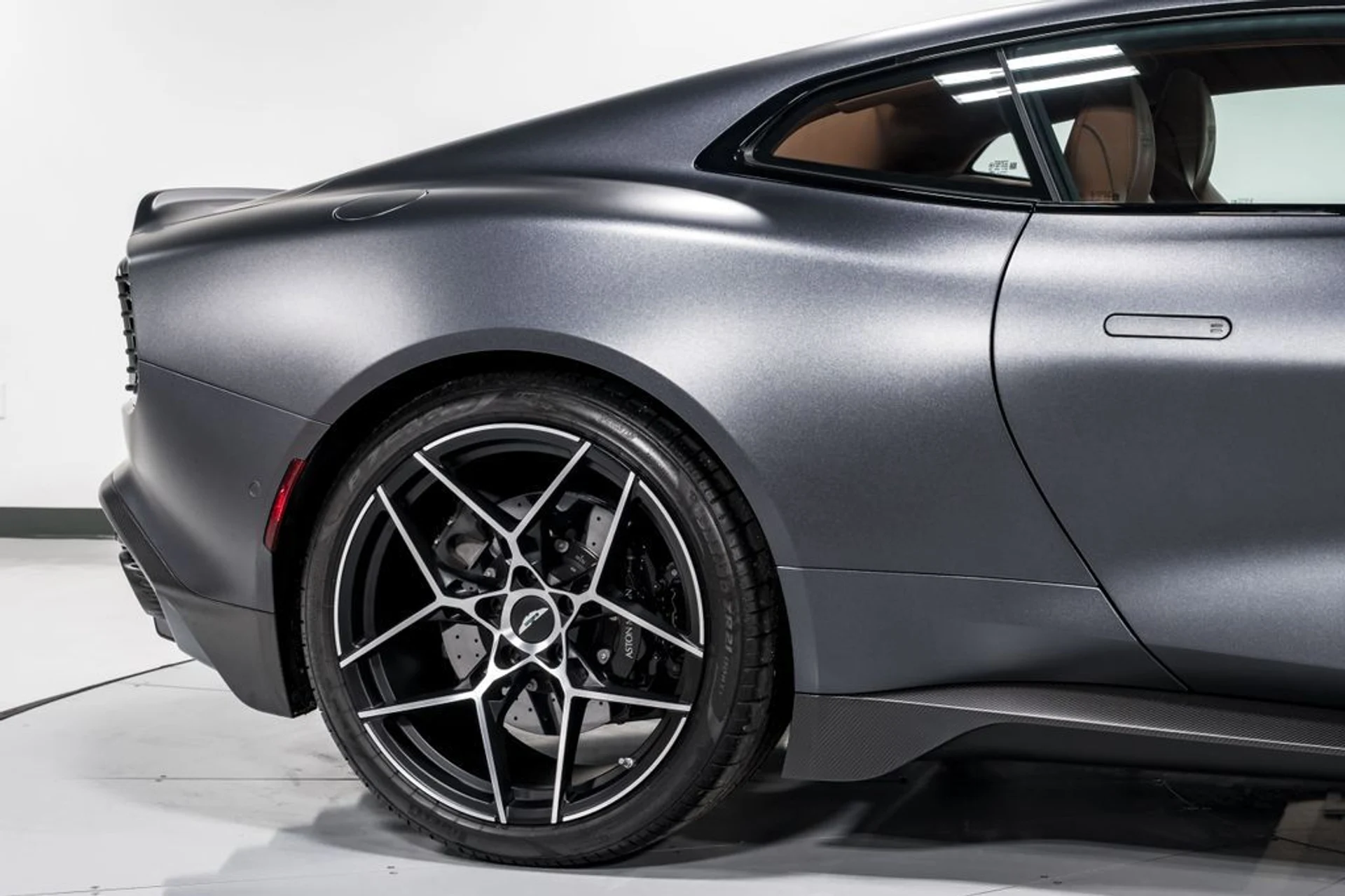 mph044_2697373351_a19ff7f266aa0261892f1899ed447269x_327642f8d6