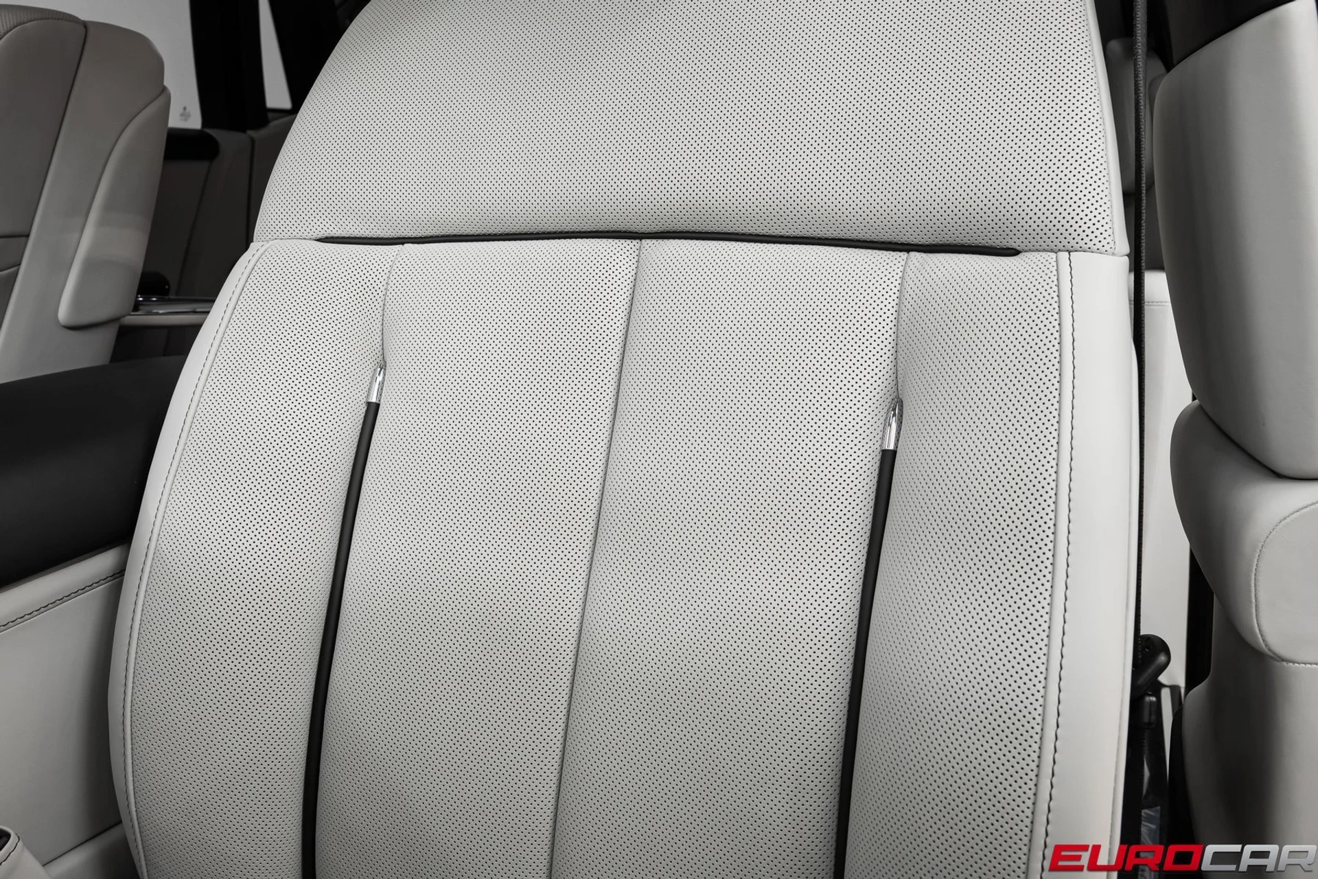 mph044_2701643737_a9adc3d3_8fb1_4b5d_8b20_62c3fce05b75_fd31e9604a