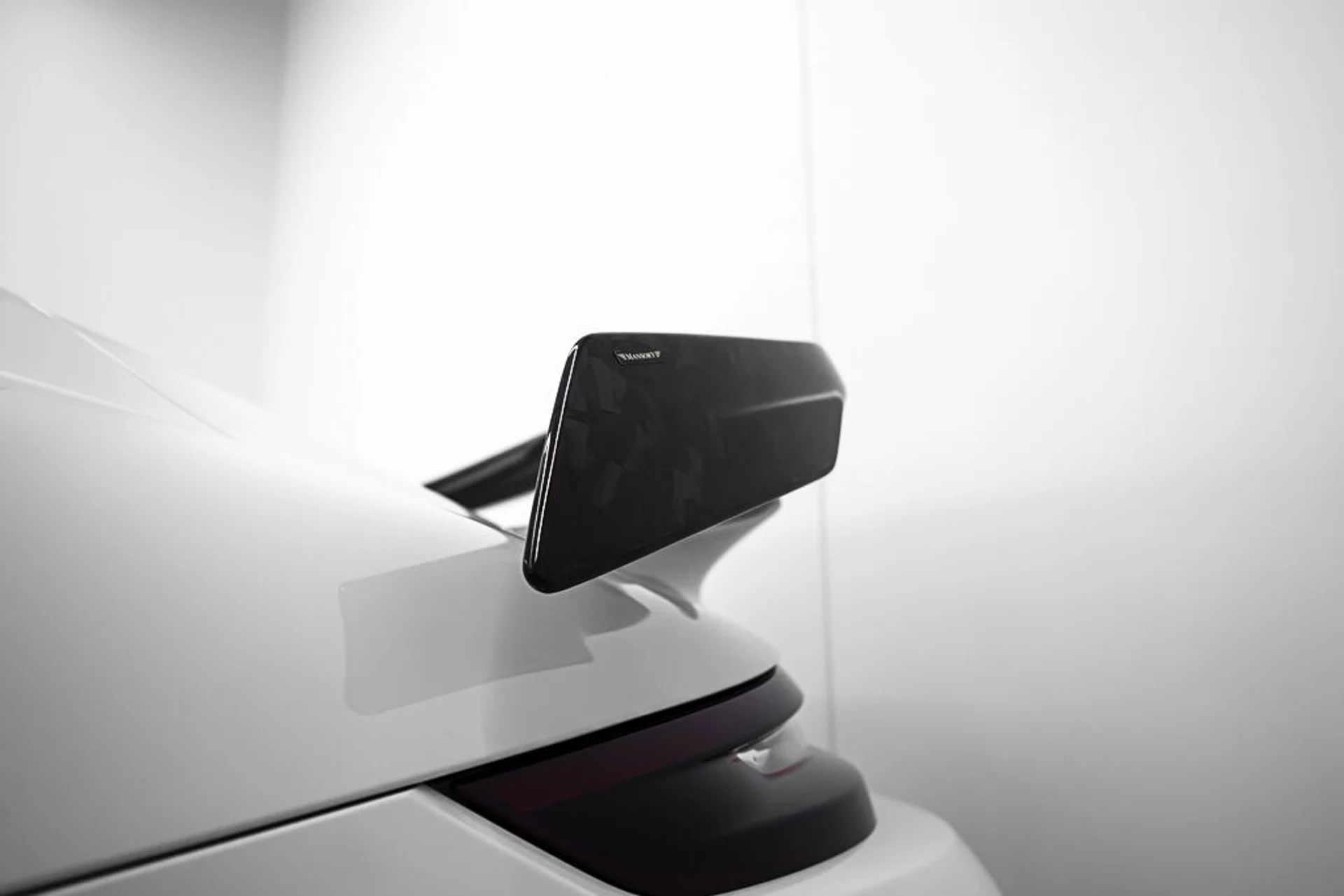 mph044_2705770034_porsche_911_2018_jpg_v_1773863537_32f6c3d176