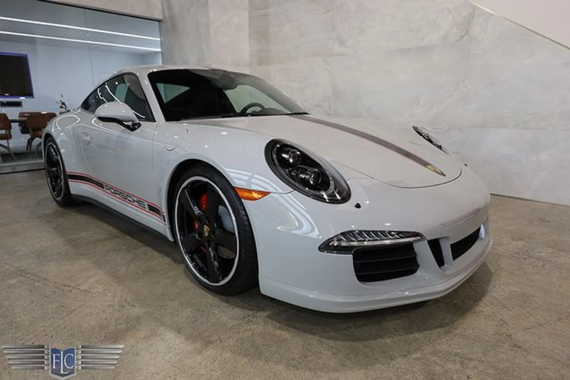 mph044_2715323409_used_2016_porsche_911_2drcoupecarreragts_9689_23013251_49_640_cef9325594